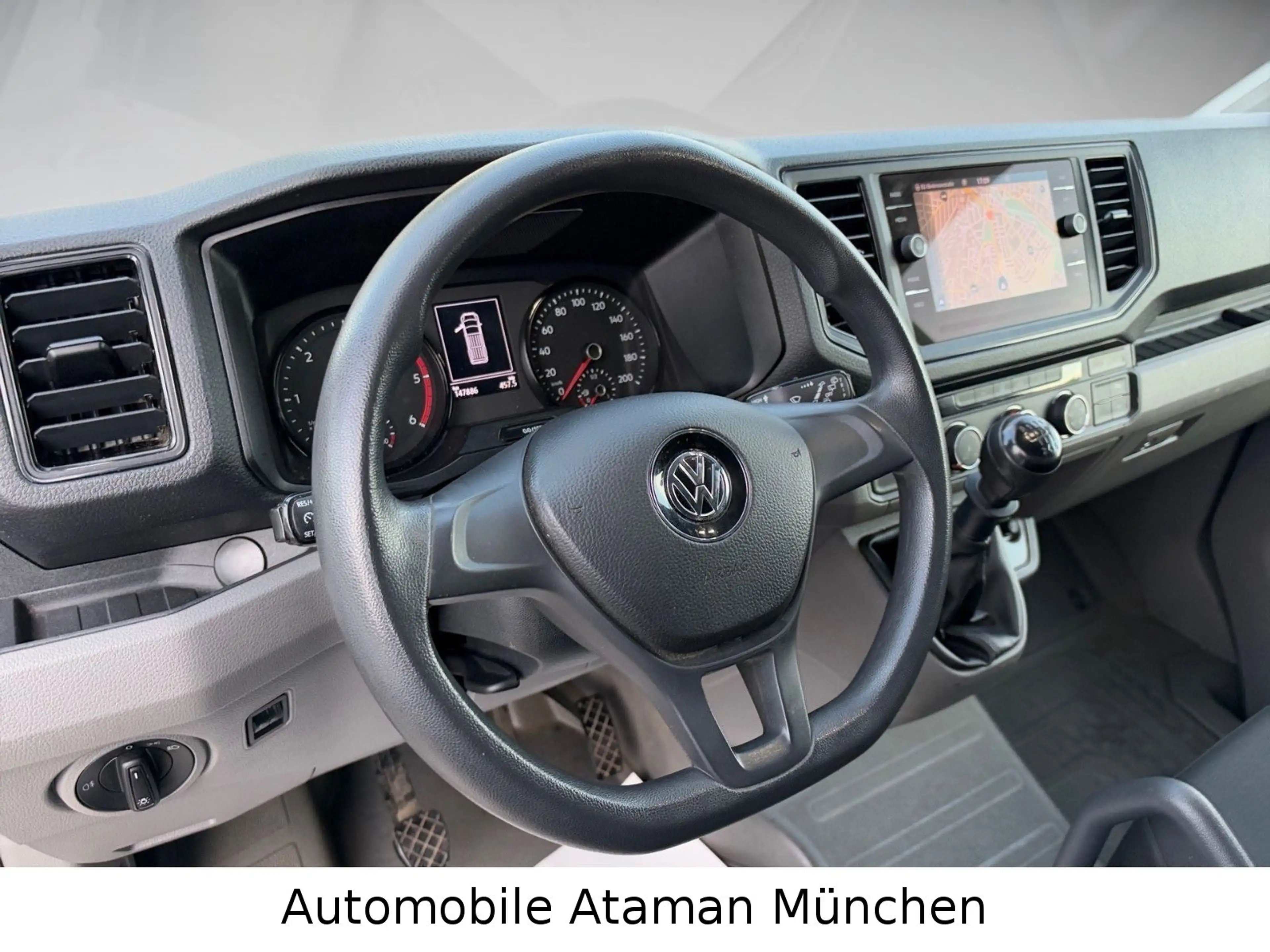 Volkswagen Crafter 2.0 TDI mittellang verglast Klima, Navi — photo 13