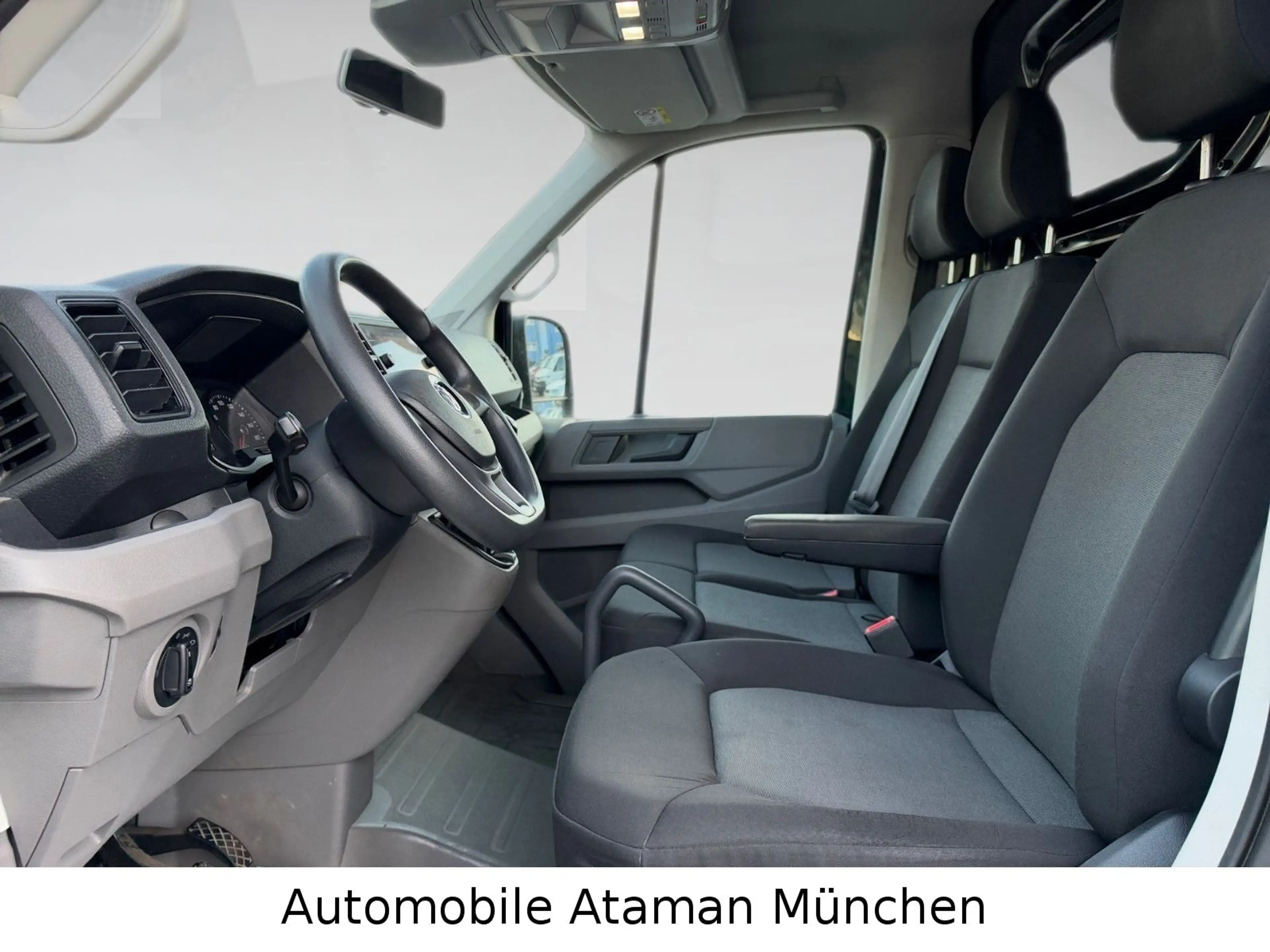 Volkswagen Crafter 2.0 TDI mittellang verglast Klima, Navi — photo 14