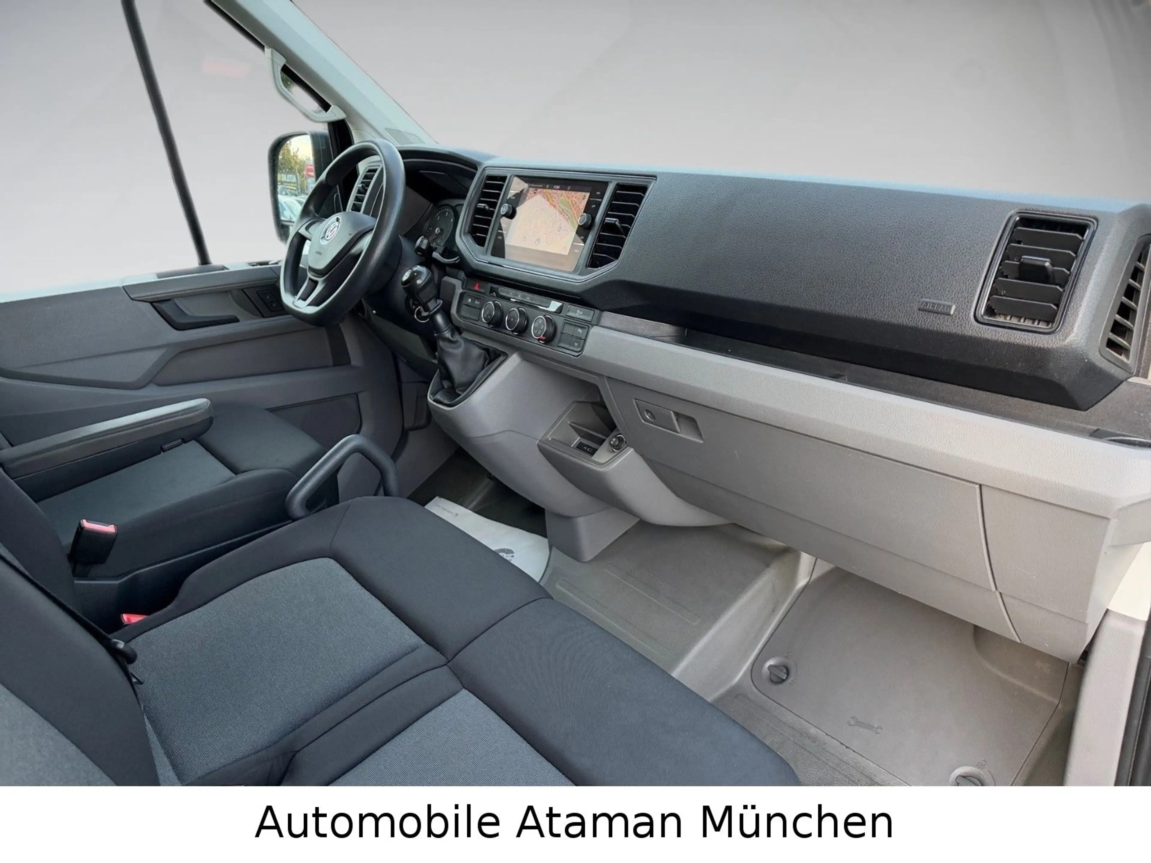 Volkswagen Crafter 2.0 TDI mittellang verglast Klima, Navi — photo 10
