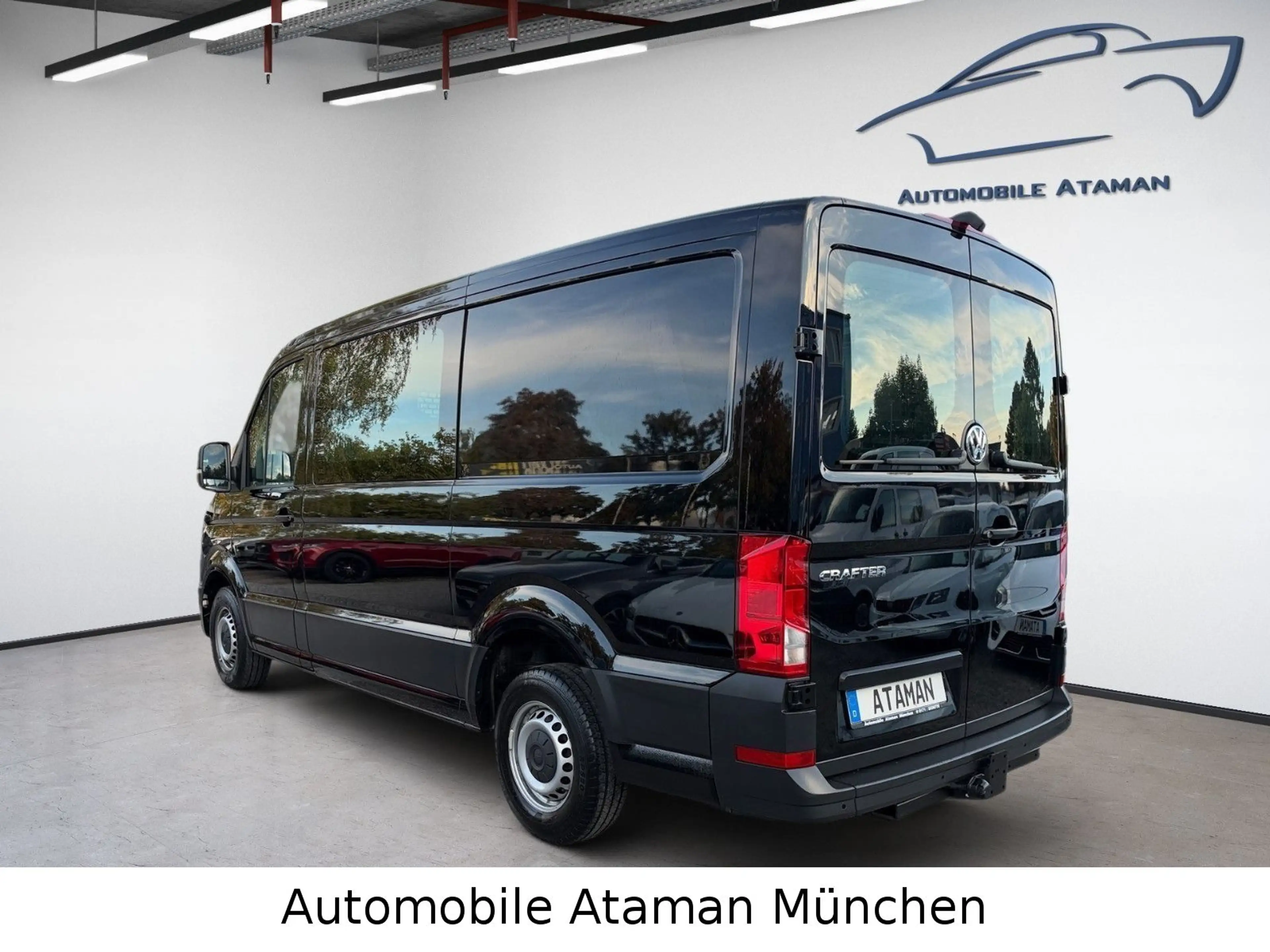 Volkswagen Crafter 2.0 TDI mittellang verglast Klima, Navi — photo 8
