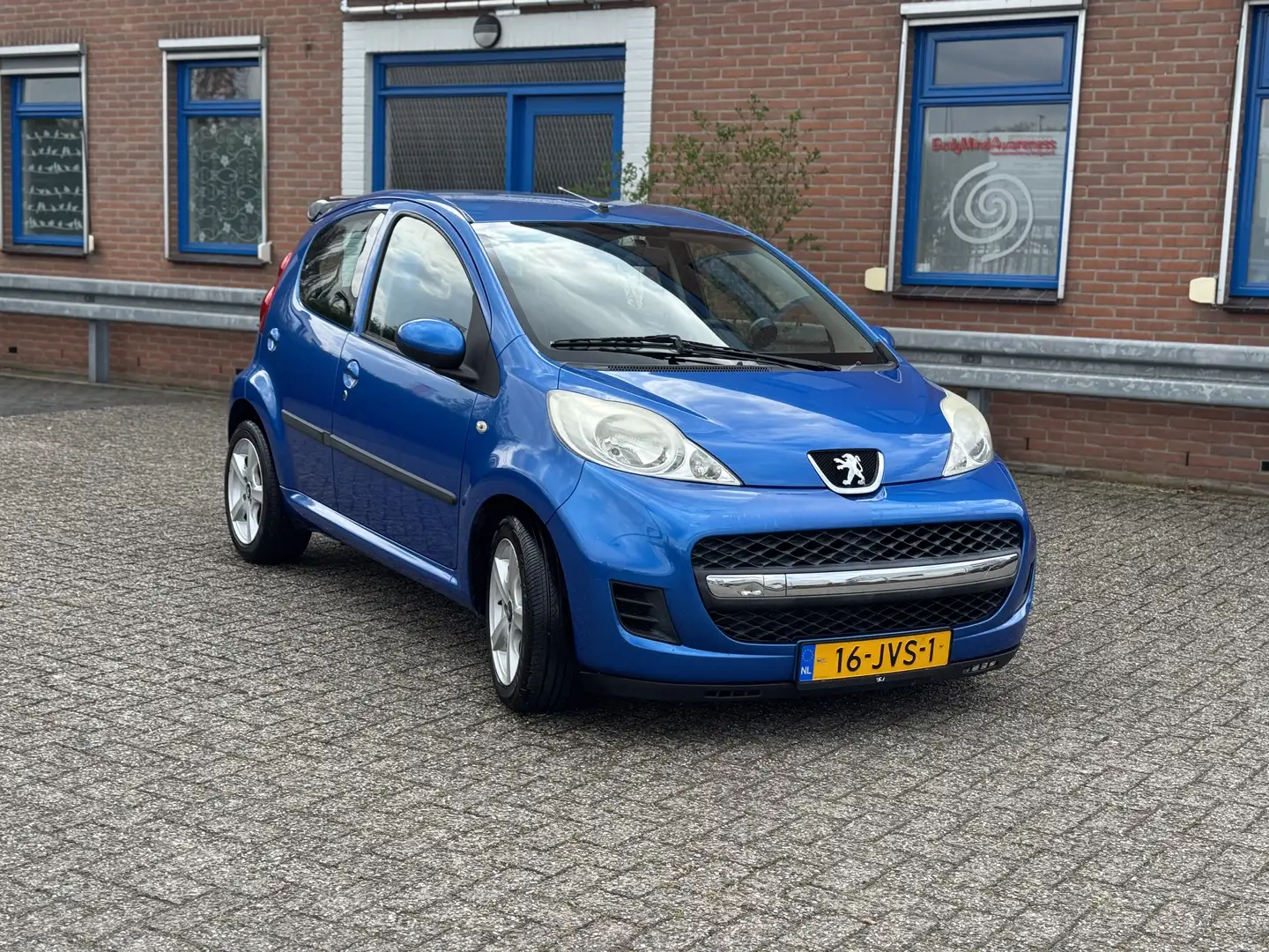 Peugeot 107 1.0-12V NIEUWE APK Airco Nap Elektrische pakket Bleu - 2
