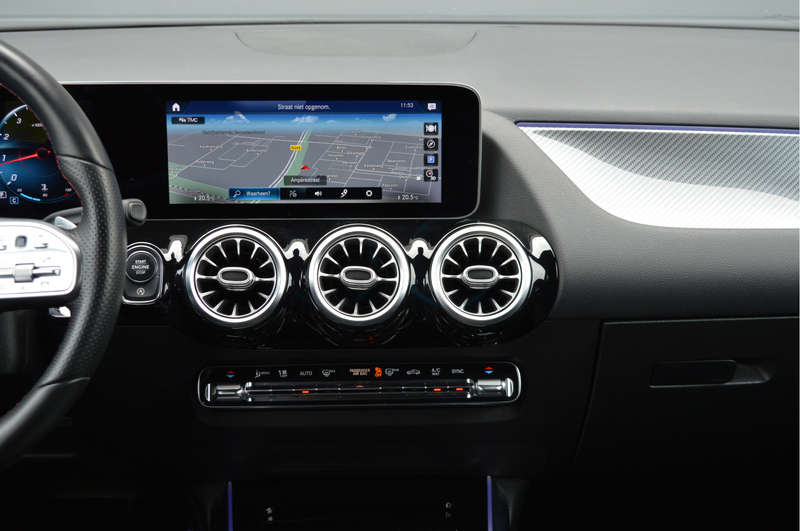 Mercedes-Benz GLA 200 Business Solution AMG | CAMERA | SFEERVERLICHTING — photo 25