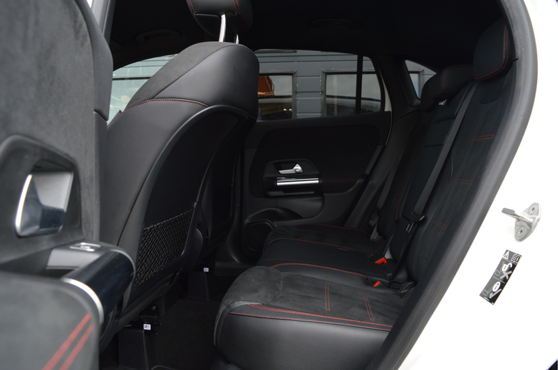 Mercedes-Benz GLA 200 Business Solution AMG | CAMERA | SFEERVERLICHTING — photo 10