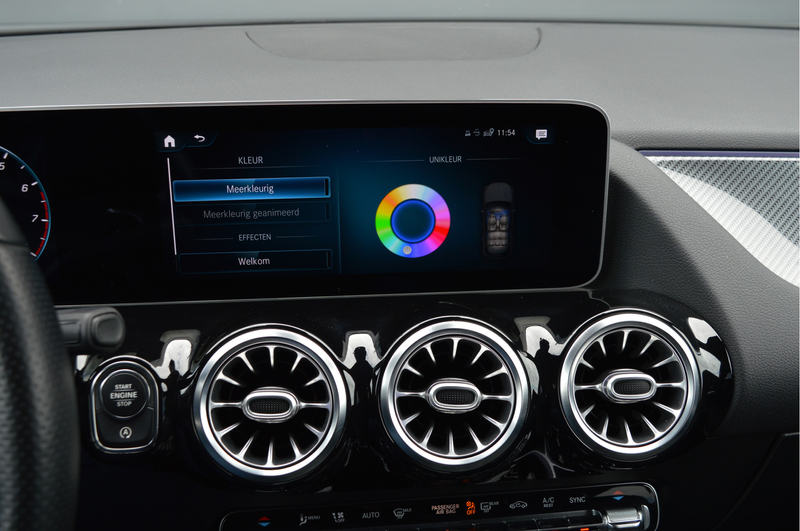 Mercedes-Benz GLA 200 Business Solution AMG | CAMERA | SFEERVERLICHTING — photo 26