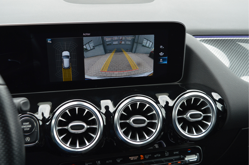 Mercedes-Benz GLA 200 Business Solution AMG | CAMERA | SFEERVERLICHTING — photo 14