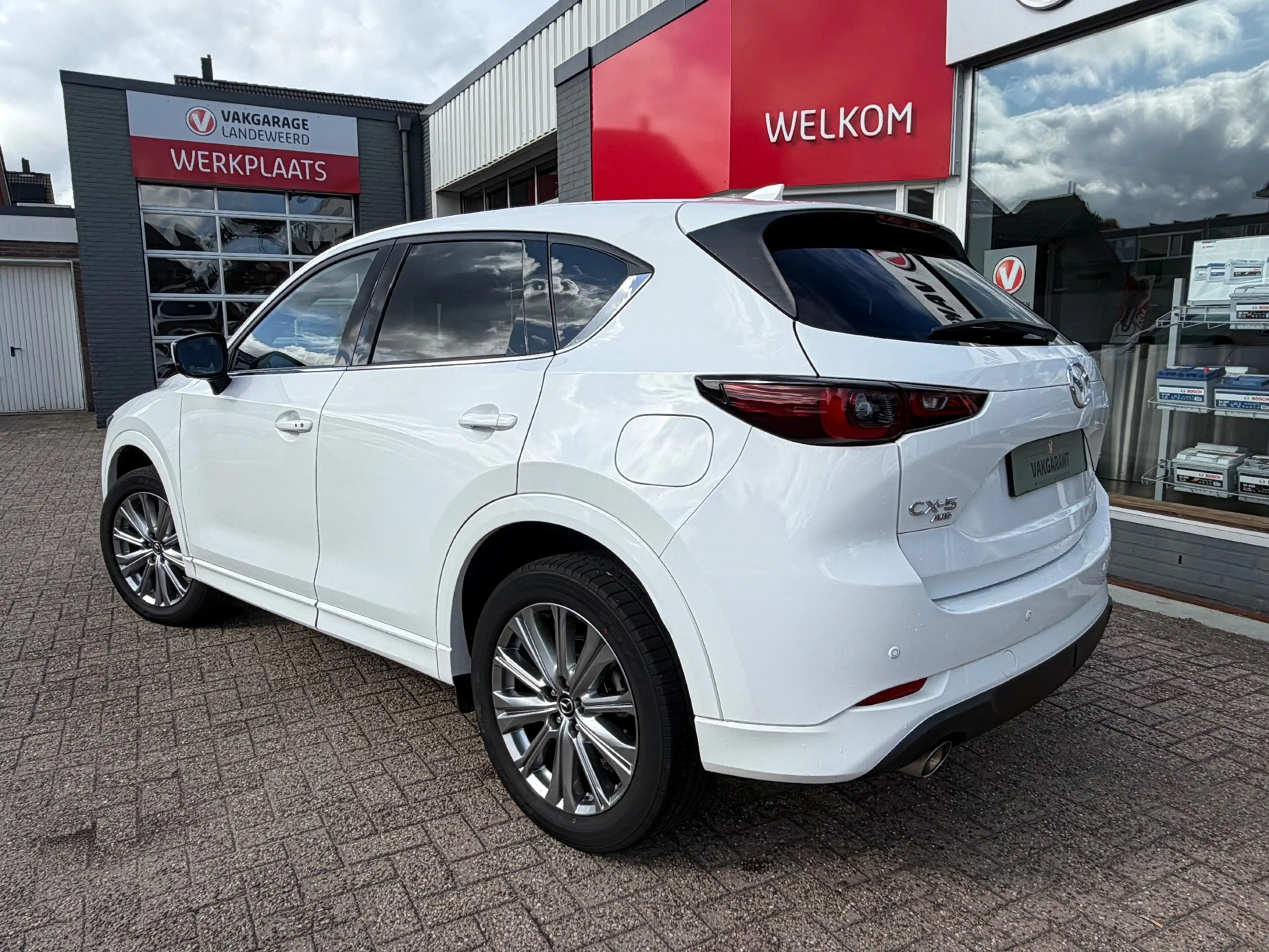 Mazda CX-5 2.0 SkyActiv-G 165 Signature, leder, glasdak, carp — photo 3