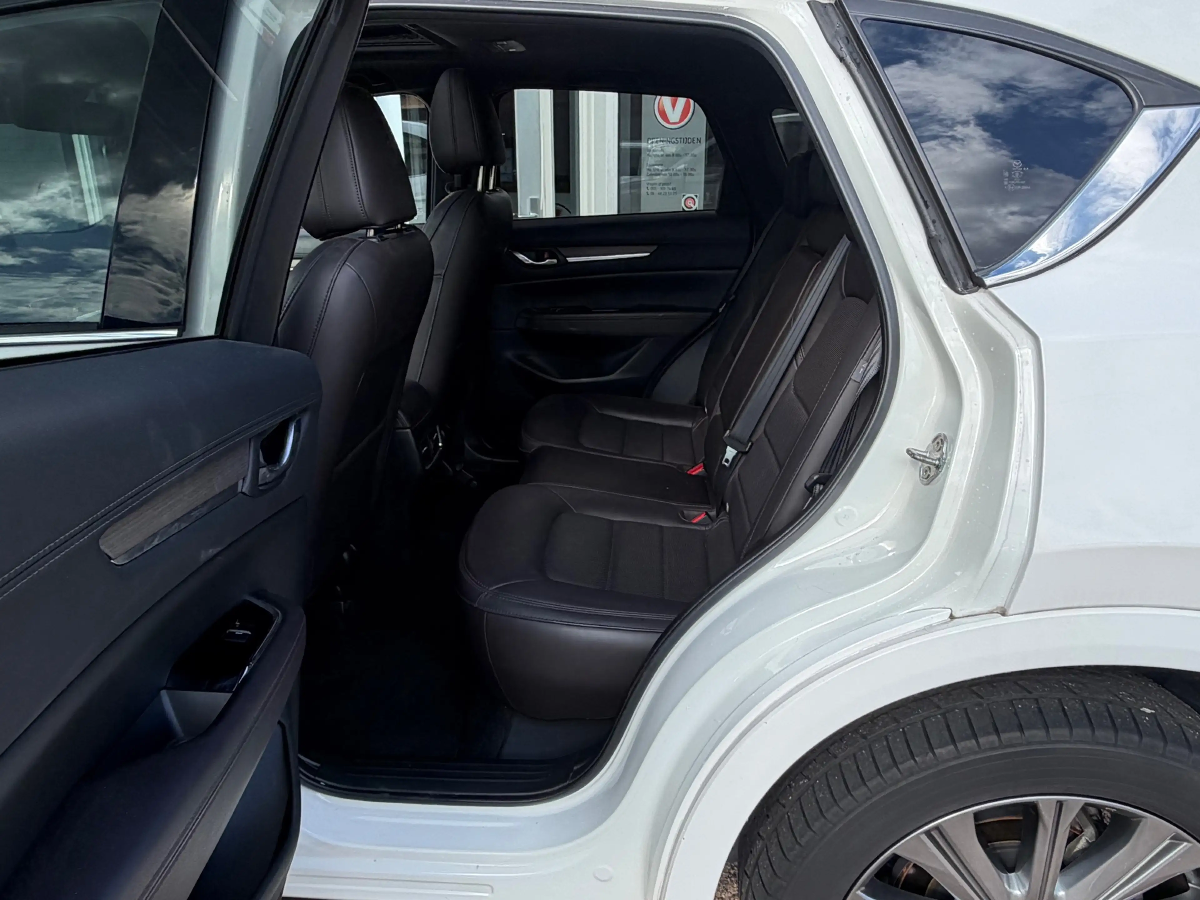 Mazda CX-5 2.0 SkyActiv-G 165 Signature, leder, glasdak, carp — photo 17