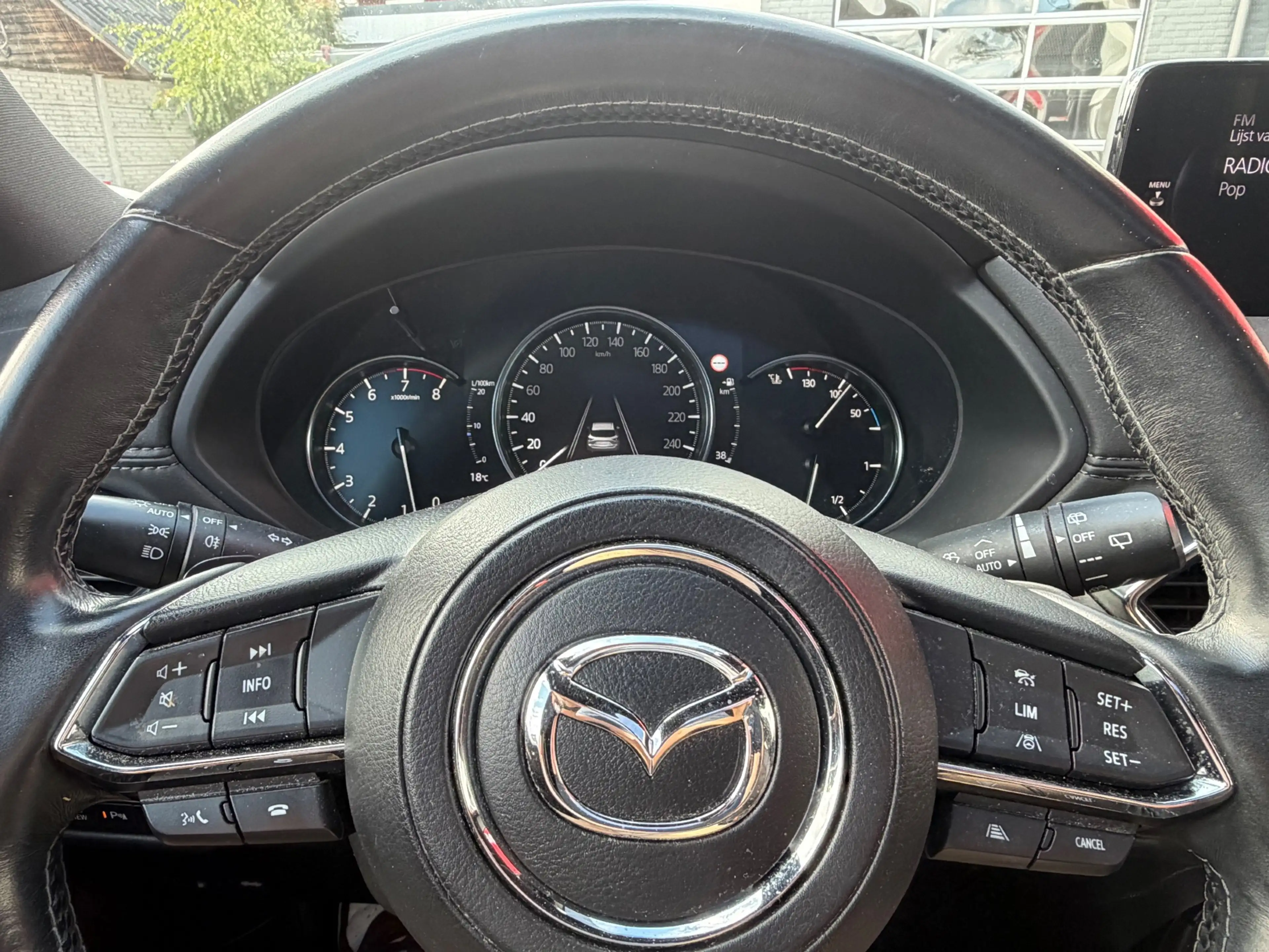 Mazda CX-5 2.0 SkyActiv-G 165 Signature, leder, glasdak, carp — photo 10