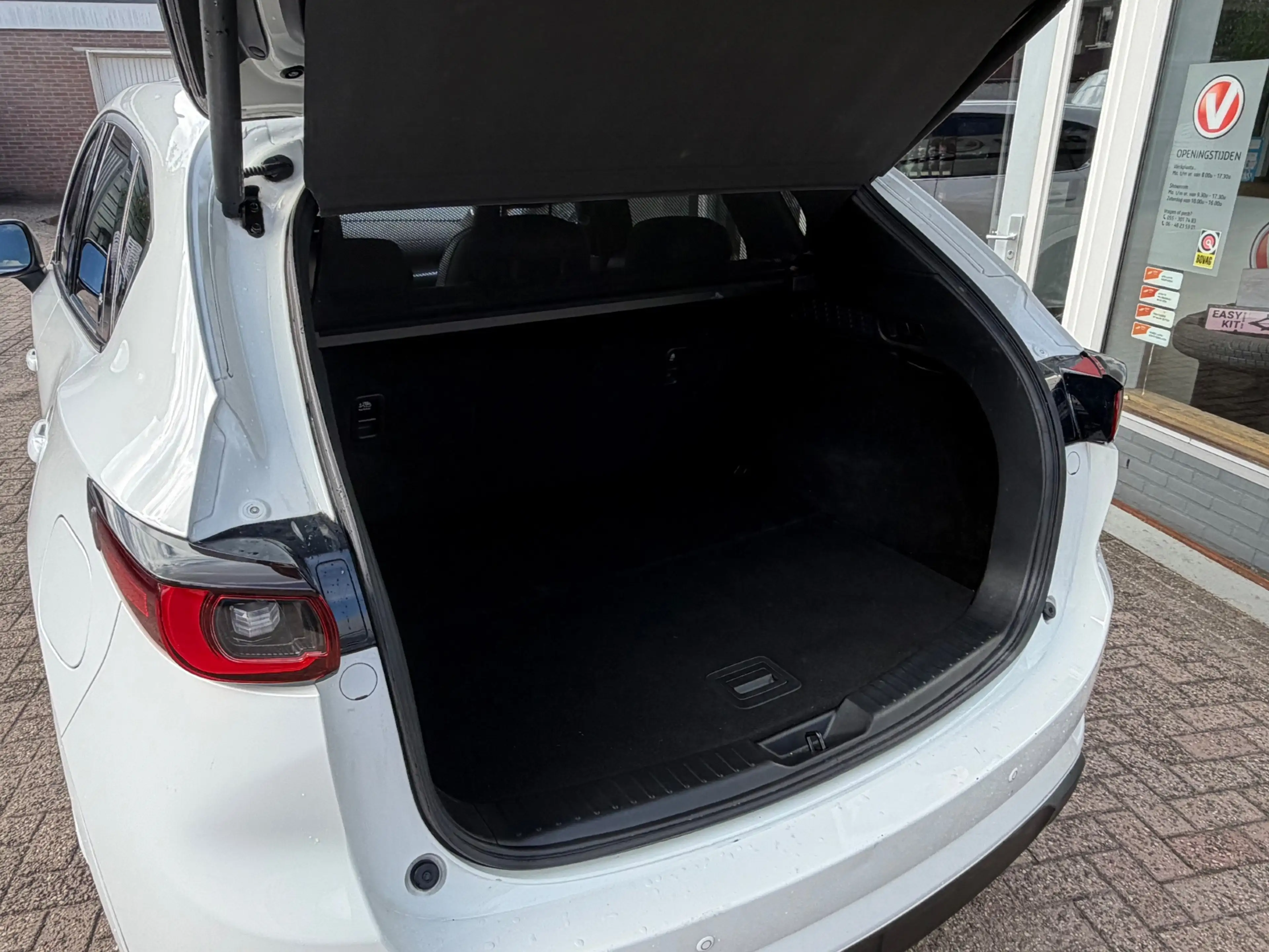 Mazda CX-5 2.0 SkyActiv-G 165 Signature, leder, glasdak, carp — photo 19