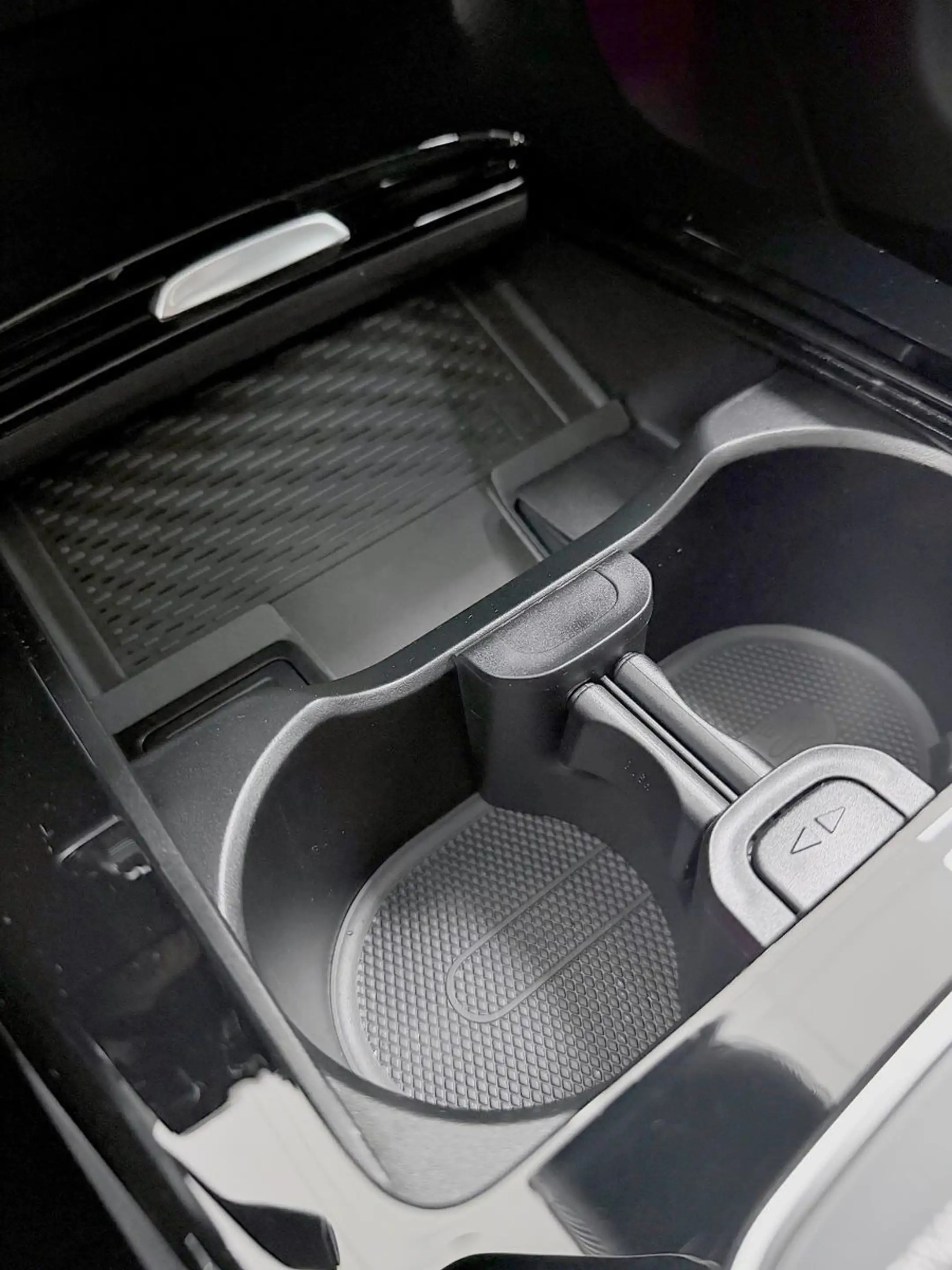 Mercedes-Benz CLA 35 AMG 4Matic.PANO.360°KAM.HUD.LED.NIGHT — photo 37