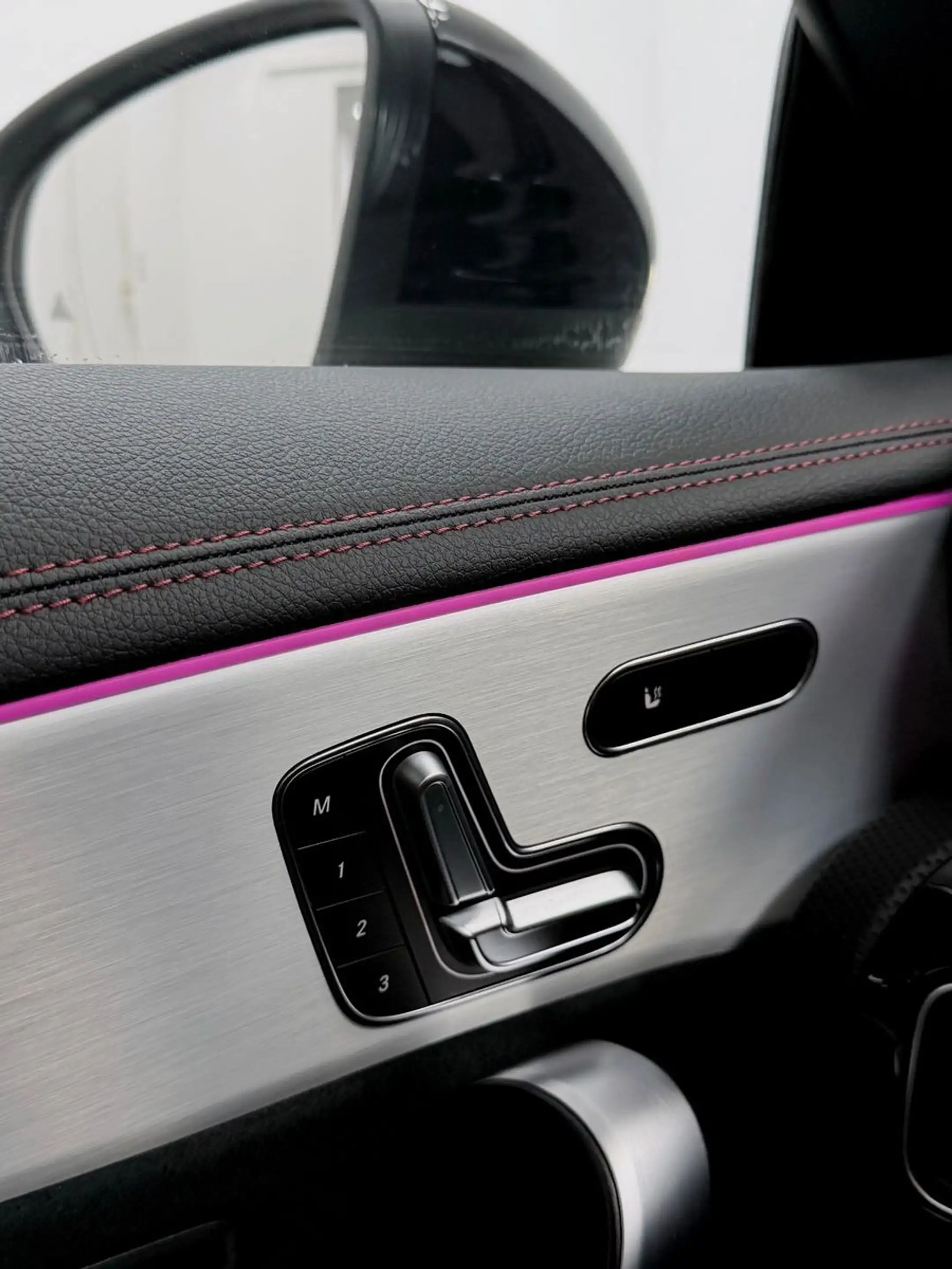 Mercedes-Benz CLA 35 AMG 4Matic.PANO.360°KAM.HUD.LED.NIGHT — photo 38