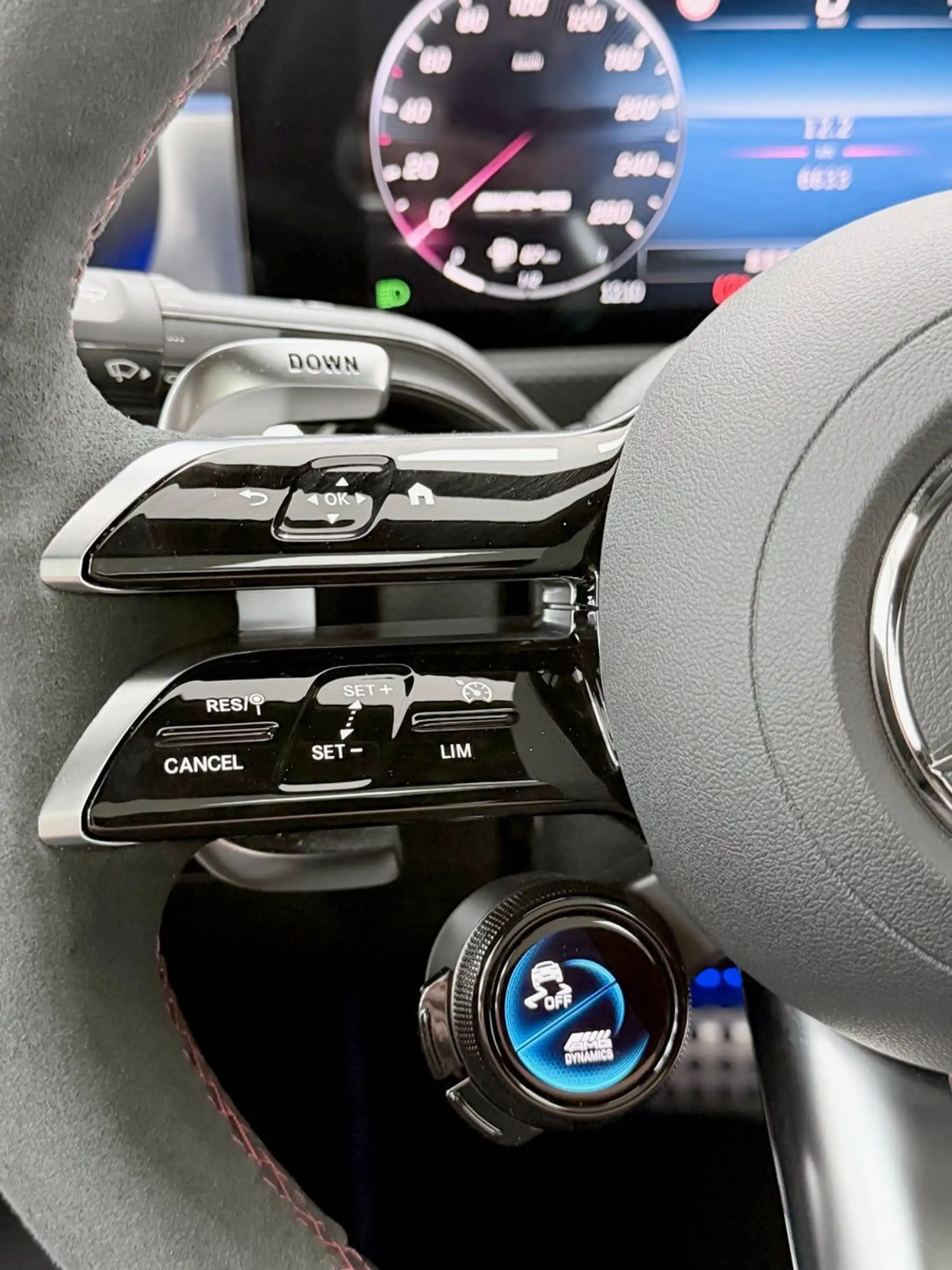 Mercedes-Benz CLA 35 AMG 4Matic.PANO.360°KAM.HUD.LED.NIGHT — photo 28