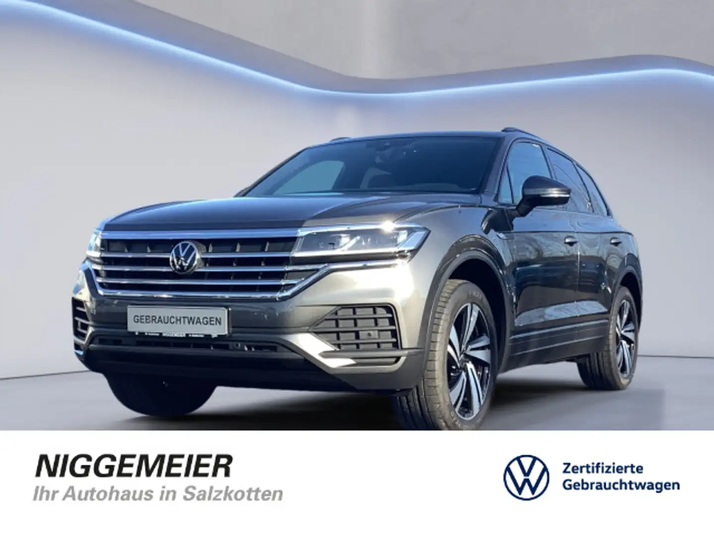 Volkswagen Touareg 3.0 V6 TDI 4M NAVI+LED+ACC+EL.HECKKL.+AH Gris - 1
