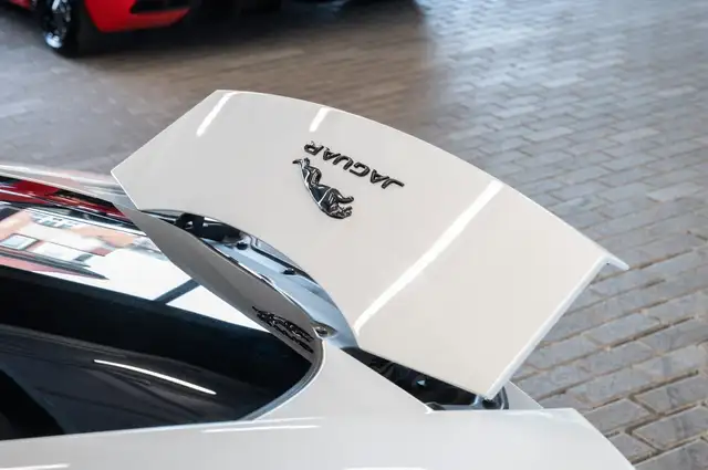 Jaguar F-Type view 13