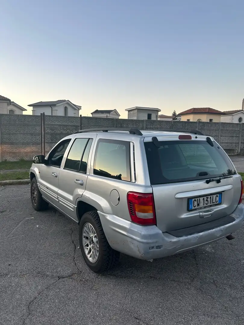 Jeep Grand Cherokee 2.7 crd Limited auto Gris - 2