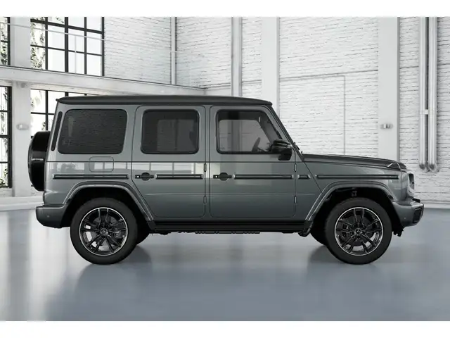Mercedes-Benz G 500 view 6