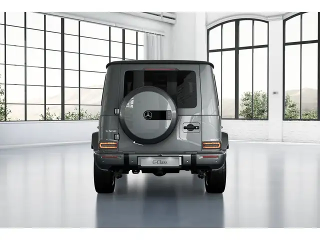 Mercedes-Benz G 500 view 4
