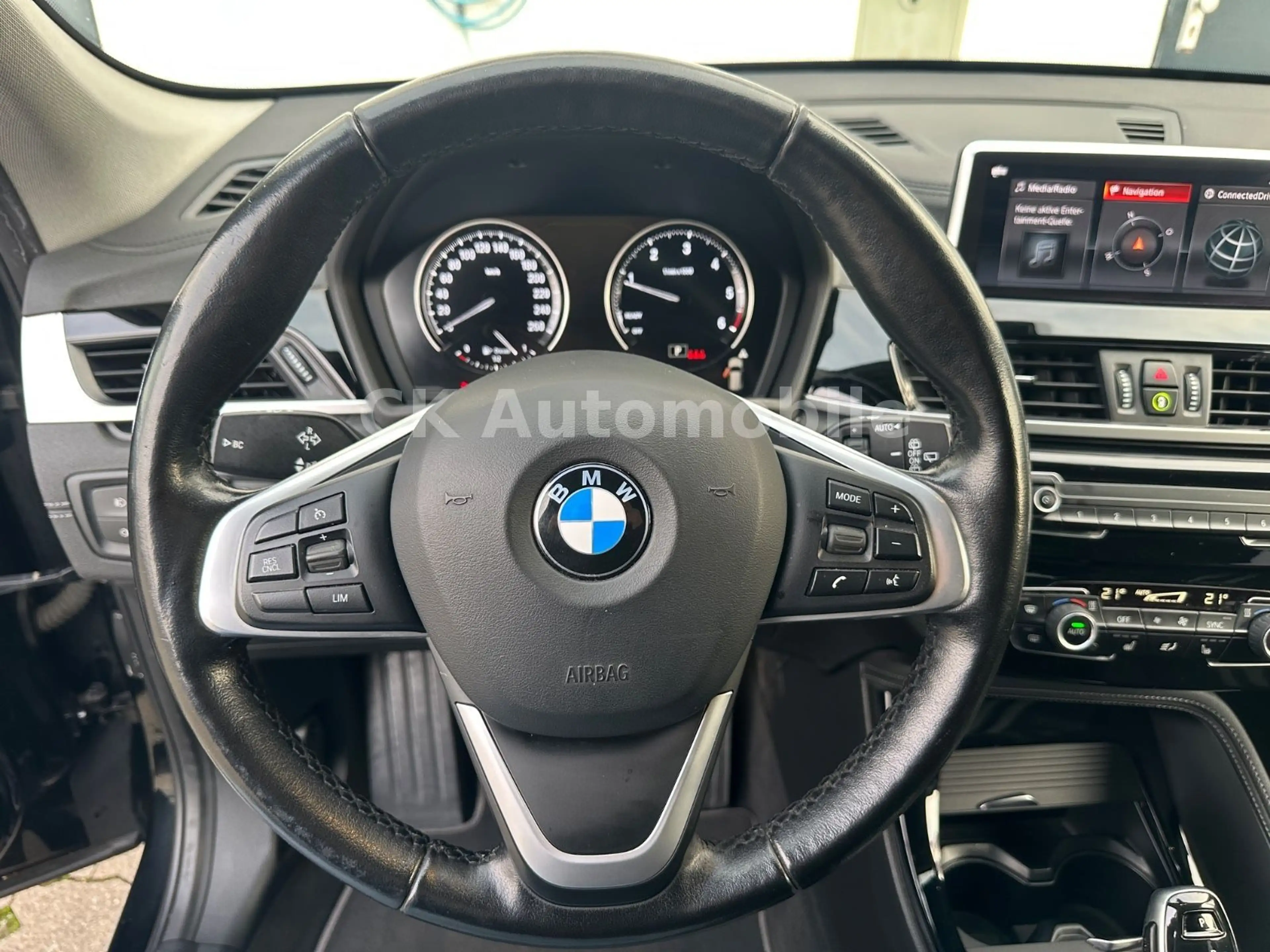 BMW X1 sDrive 20d Sport-Line/Navi/LED/Tempomat/AHK — photo 13