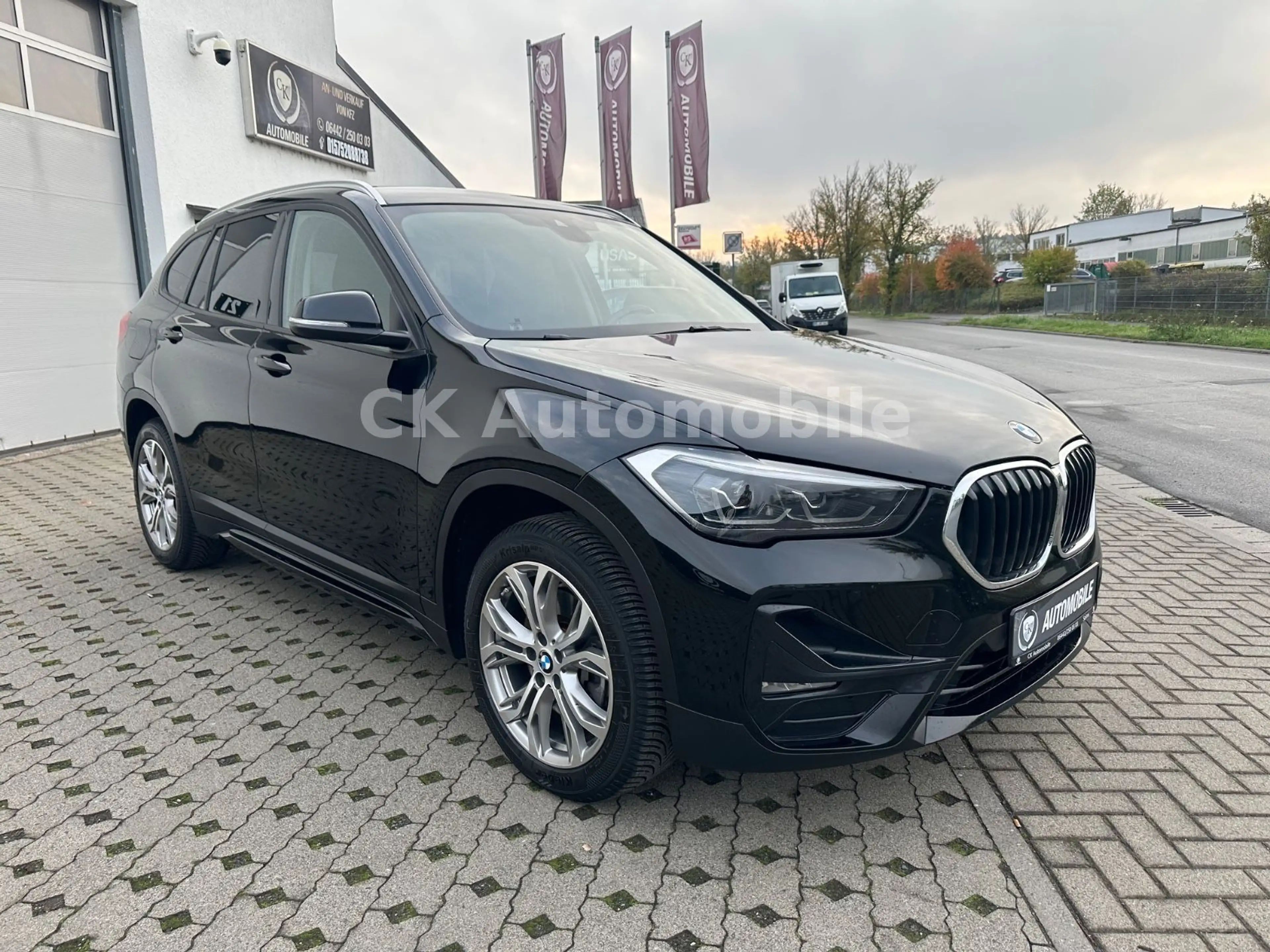 BMW X1 sDrive 20d Sport-Line/Navi/LED/Tempomat/AHK — photo 3