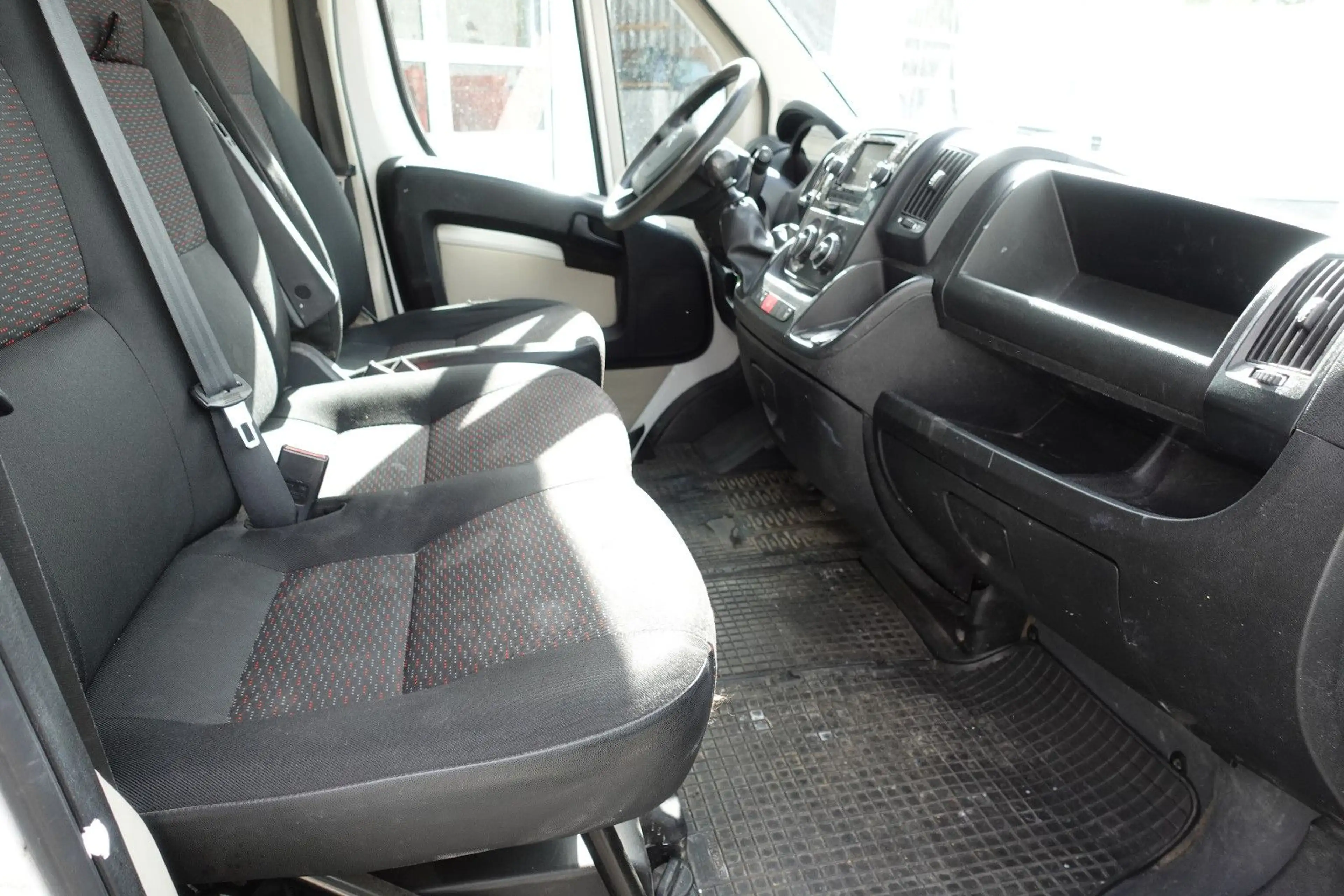 Citroen Jumper Kasten 33 L1H1 Profi HDi 150 AHK RFK — photo 10