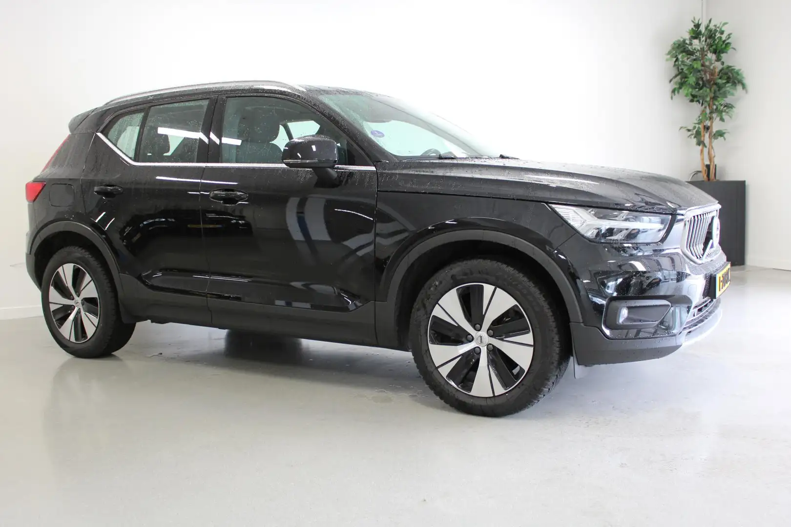 Volvo XC40 1.5 T5 Recharge Business Pro | 180PK | 18'LMV | AC Noir - 2
