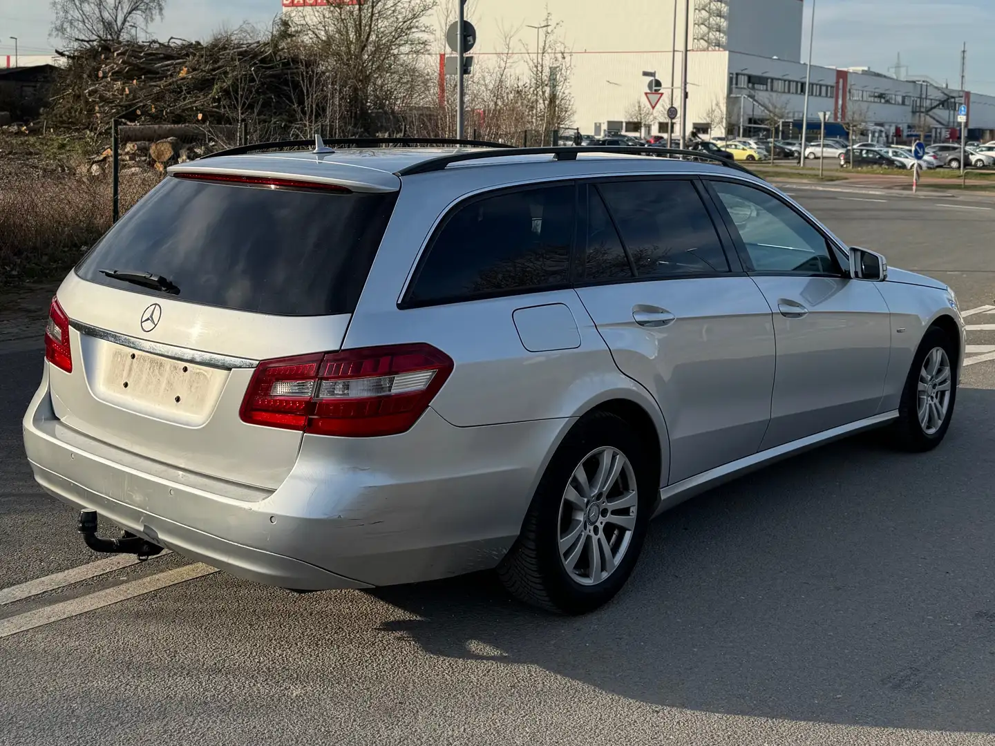 Mercedes-Benz E 200 E 200 CDI BlueEfficiency  *Hu 06.27 *Achse Neu Grau - 2