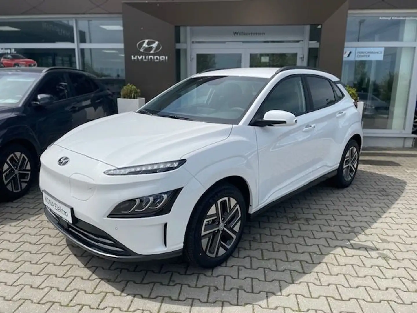 Hyundai KONA EV ADVANTAGE 11 KW Onboard LED NAVI Blanco - 1