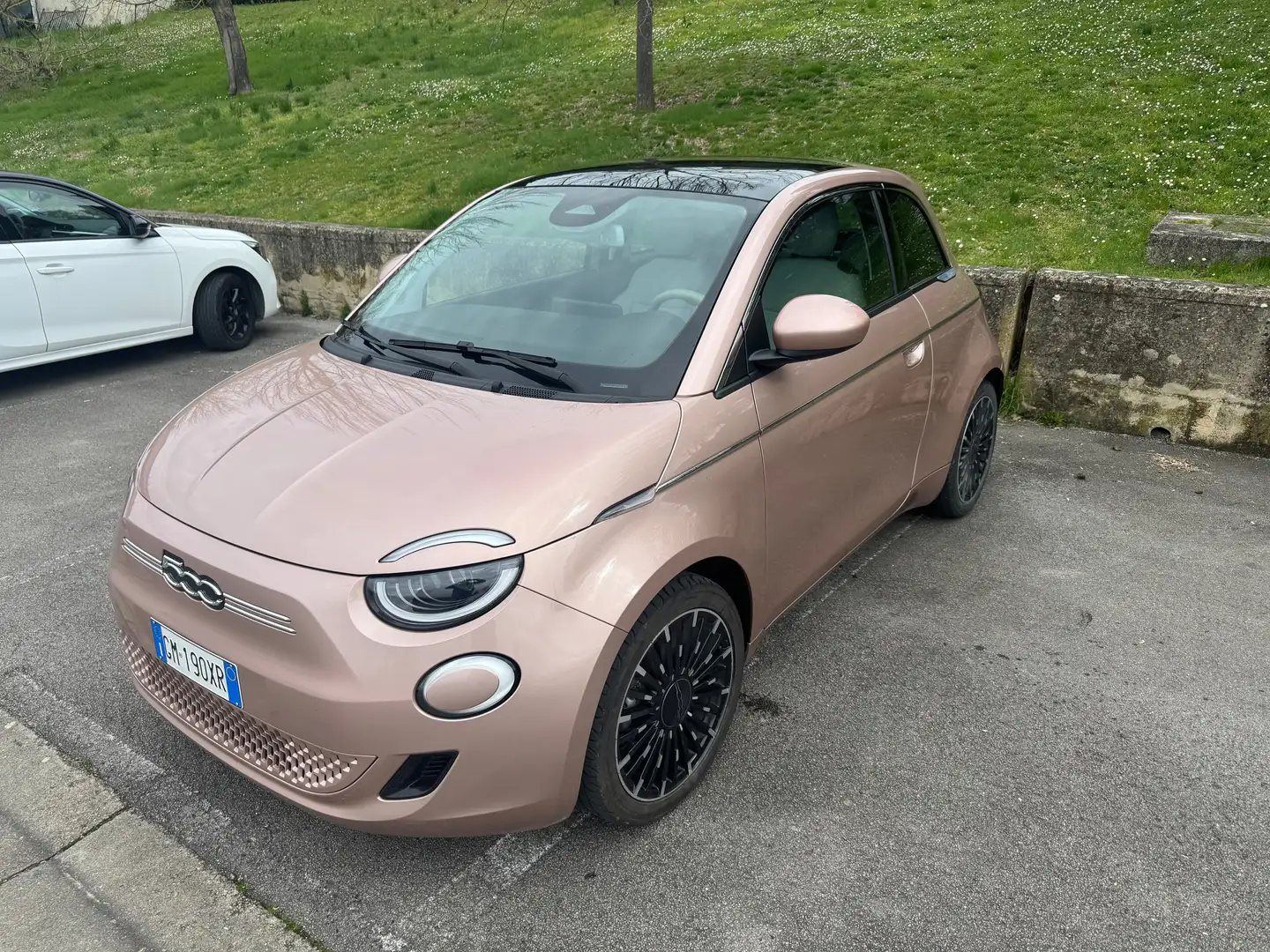 Fiat 500e 500e 42 kWh La Prima Oro - 1