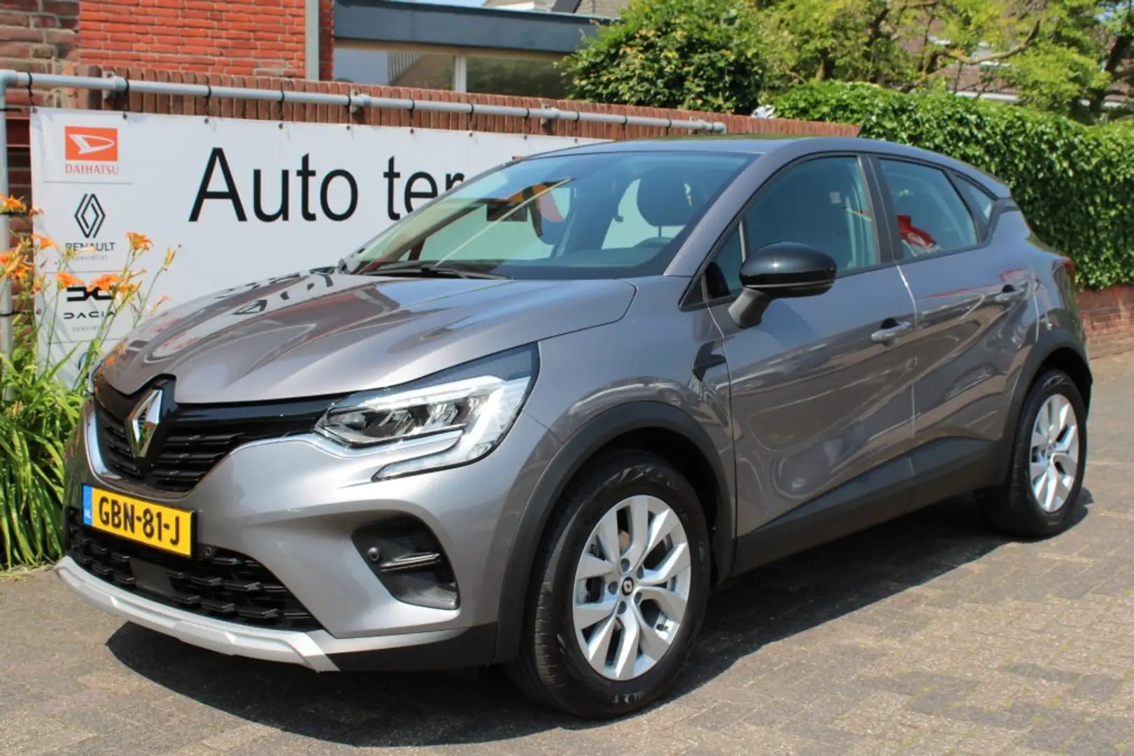Renault Captur TCe 1.3i 16V 140 pk Mild Hybrid Zen  met slechts 1 Gris - 1