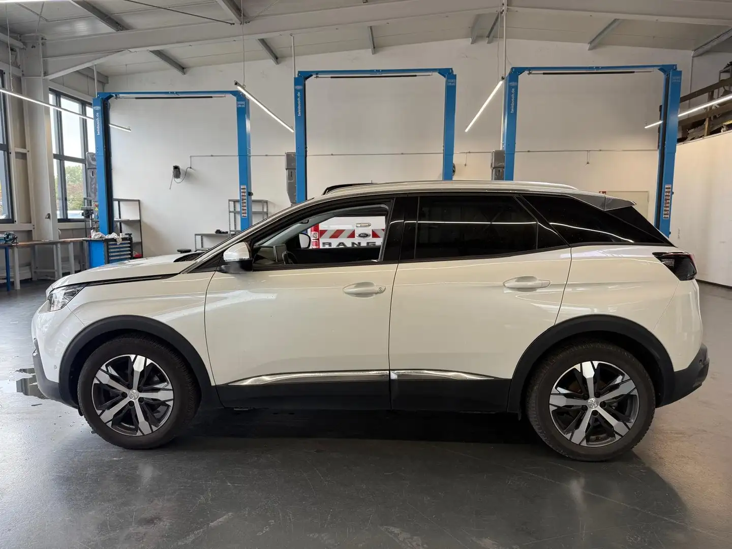 Peugeot 3008 Allure 1,2*Klima*PDC+Cam*SHZ*Tempomat*Navi*CarPlay Weiß - 2
