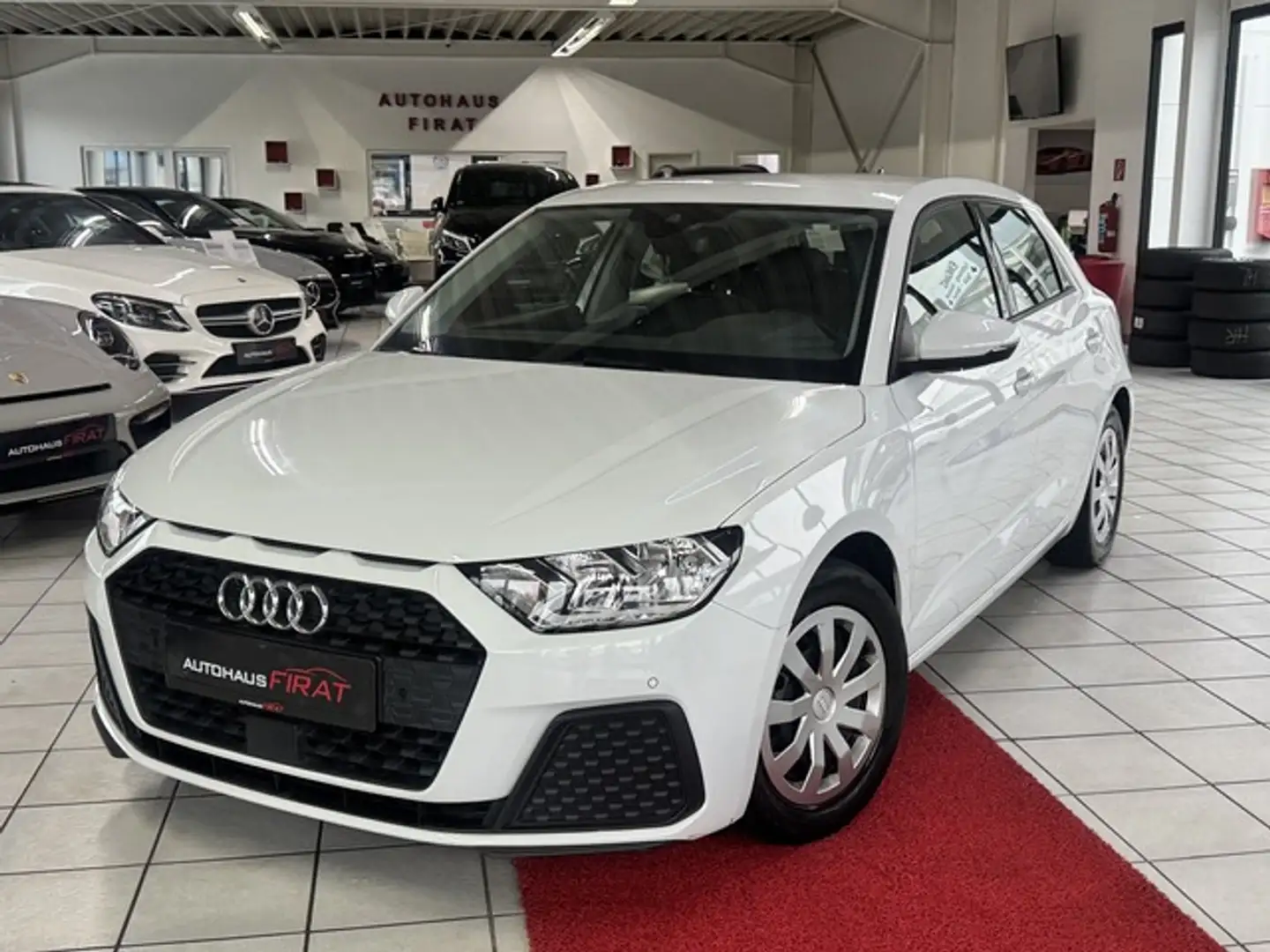 Audi A1 Sportback Navi+PDC+Klima Weiß - 1