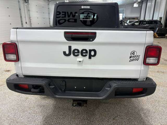 2023 Jeep Gladiator