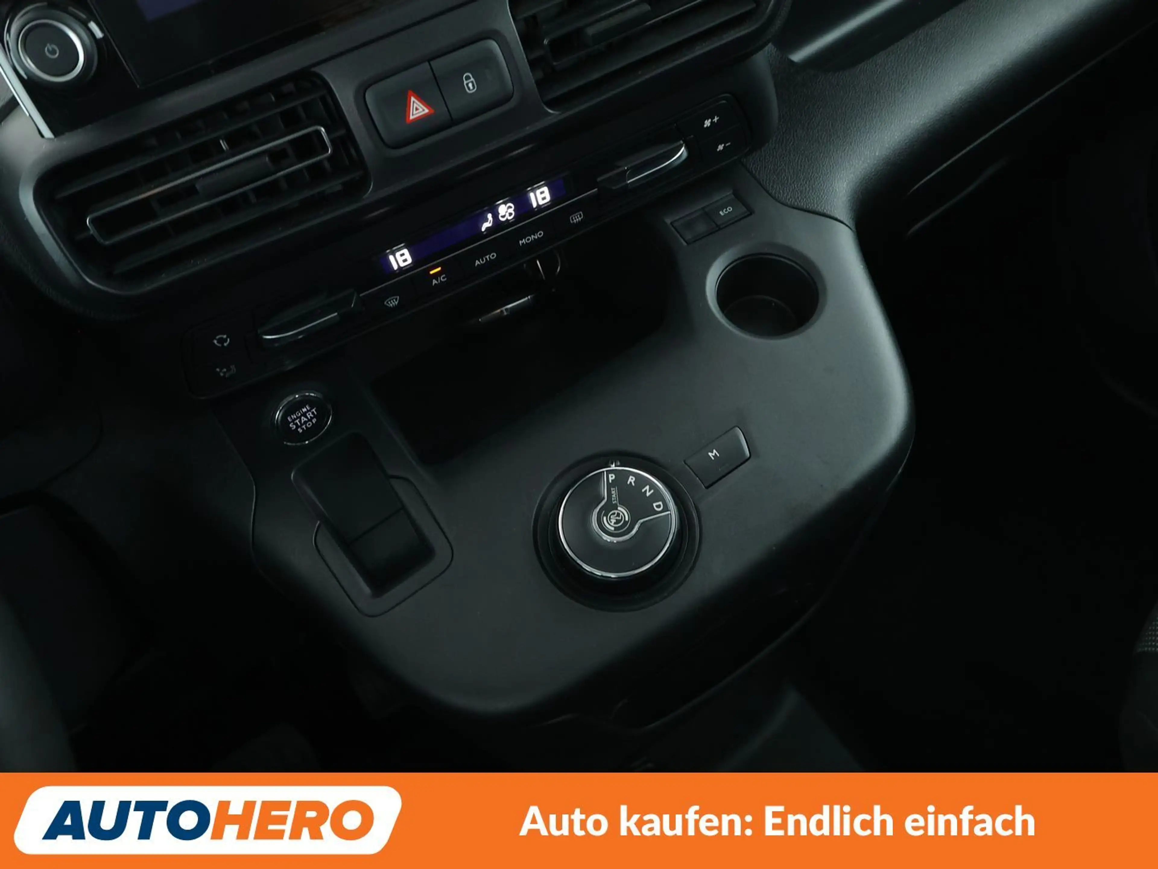 Opel Combo Life 1.2 Turbo INNOVATION Aut.*NAVI*SPUR*CAM*PDC* — photo 24