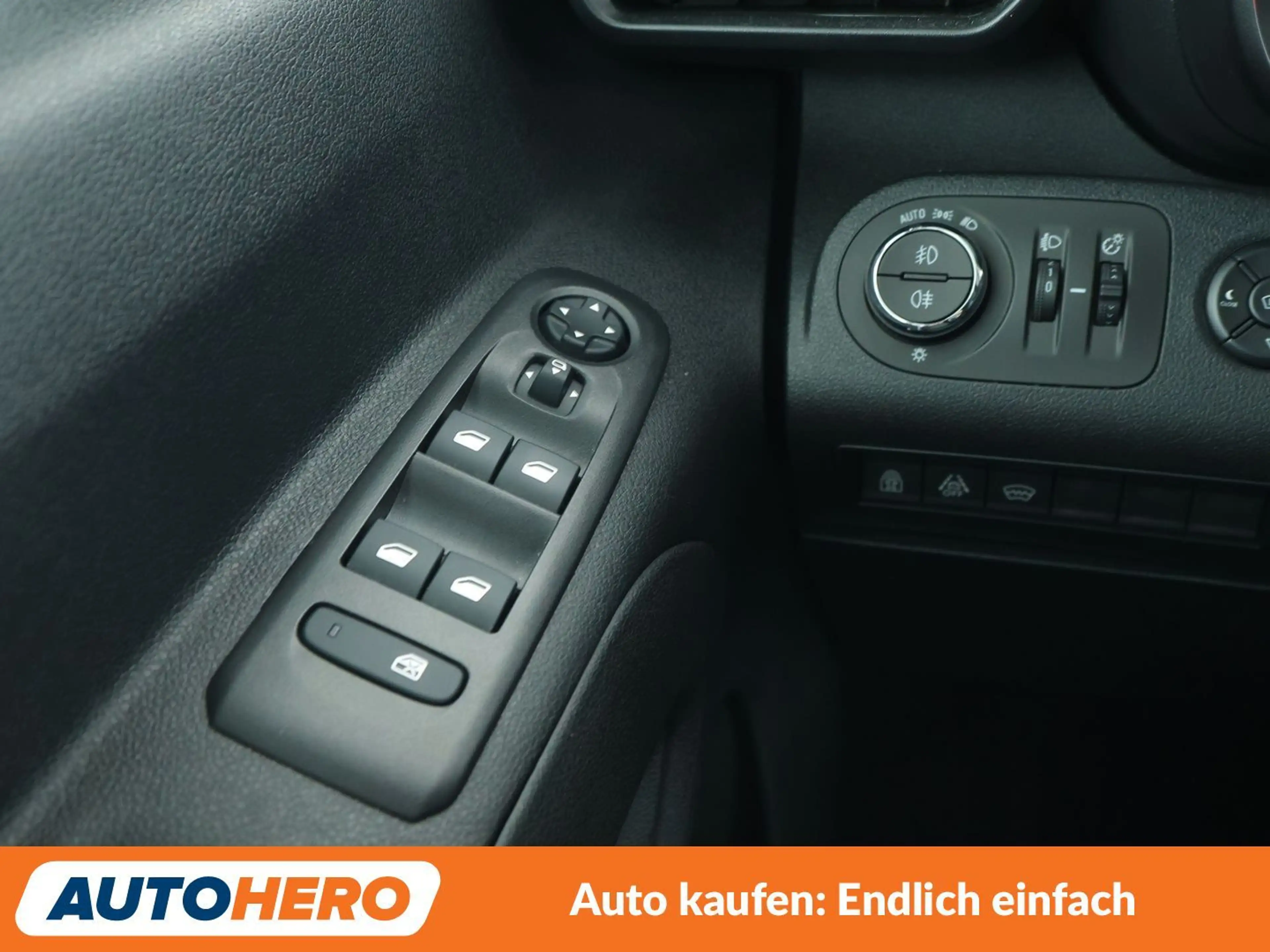 Opel Combo Life 1.2 Turbo INNOVATION Aut.*NAVI*SPUR*CAM*PDC* — photo 25