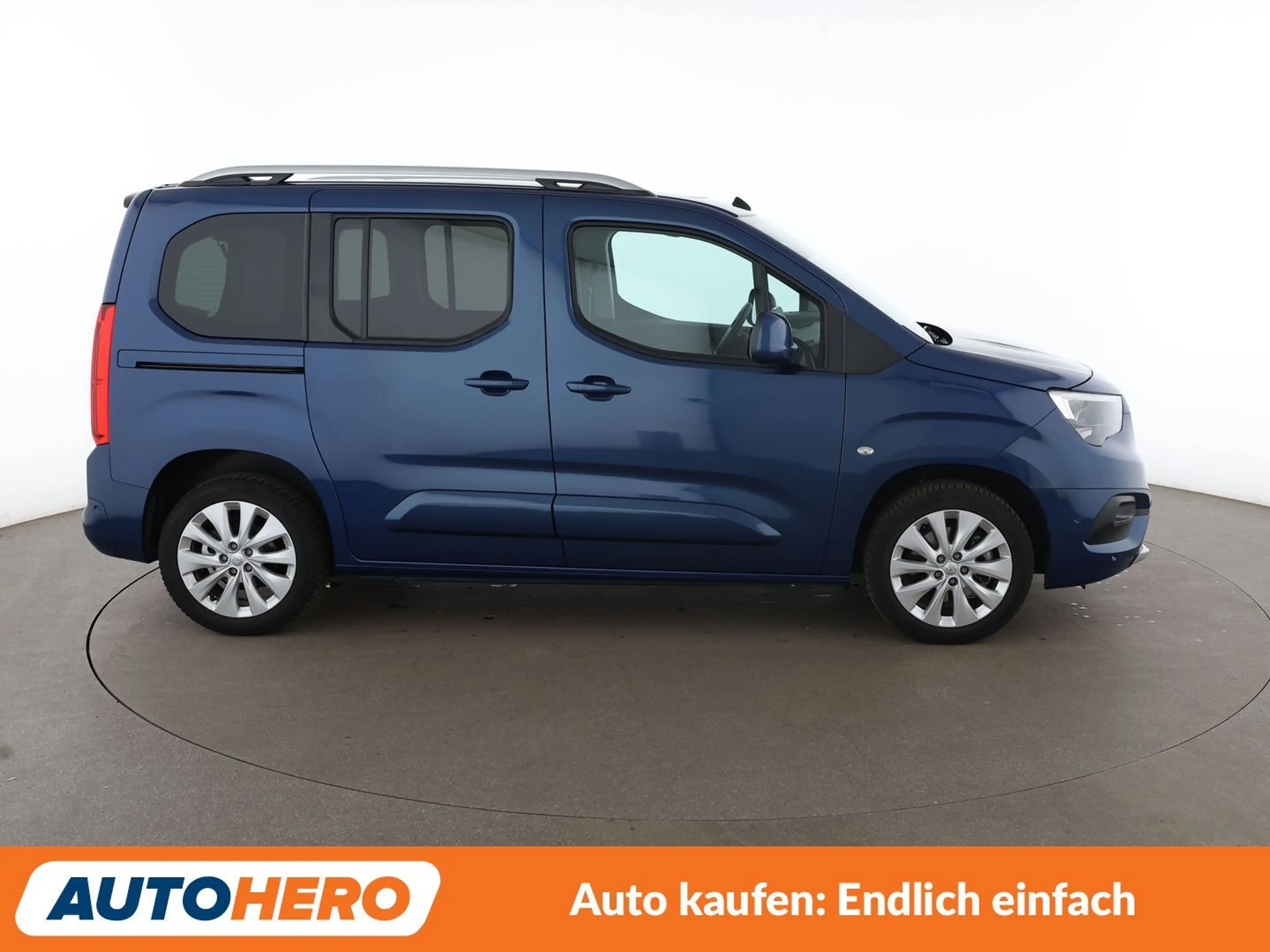 Opel Combo Life 1.2 Turbo INNOVATION Aut.*NAVI*SPUR*CAM*PDC* — photo 7