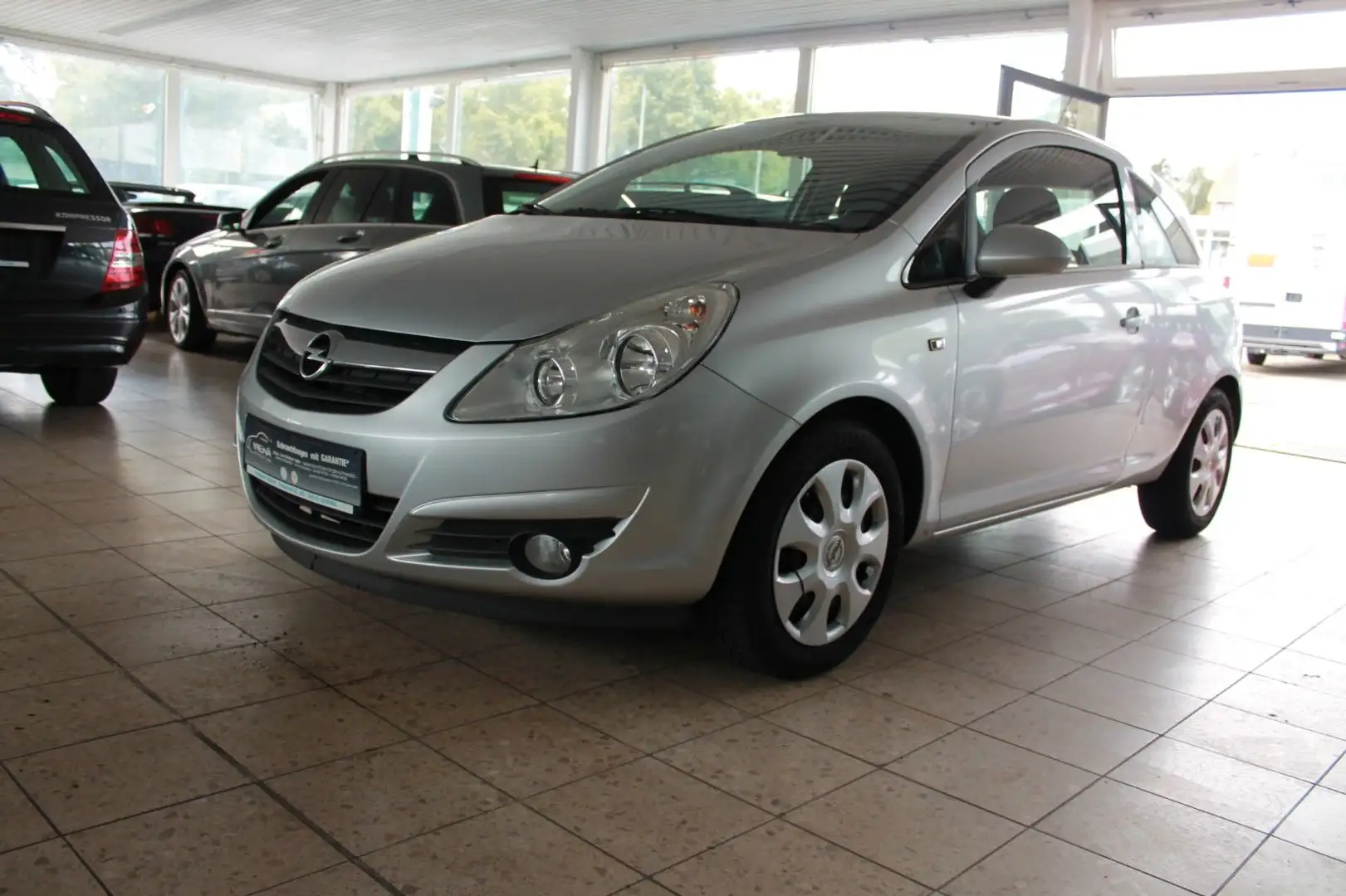 Opel Corsa D Edition/ Auf Wünsch TÜV Neue! Silber - 2