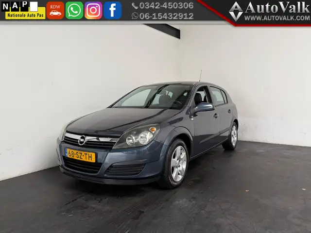 2006 Opel Astra in Grey for sale