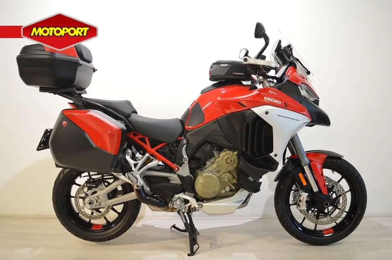 Ducati Multistrada V4 S