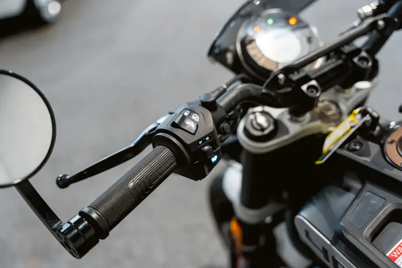 Husqvarna Svartpilen - foto 7