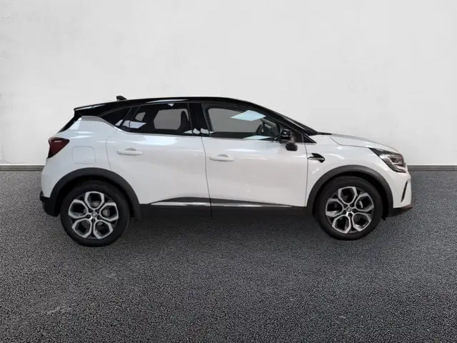 Renault Captur view 5