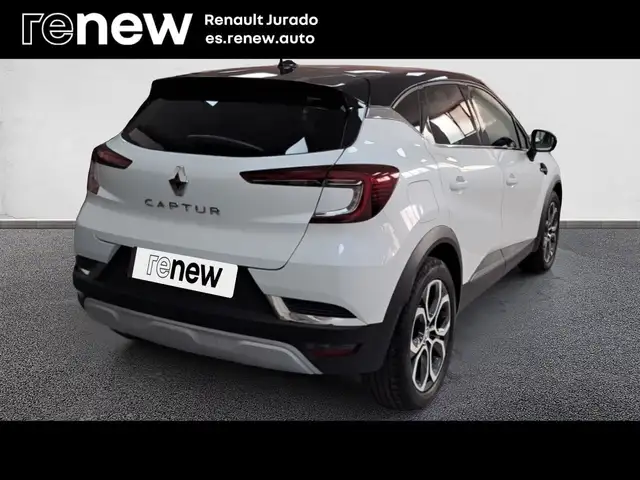 Renault Captur view 2