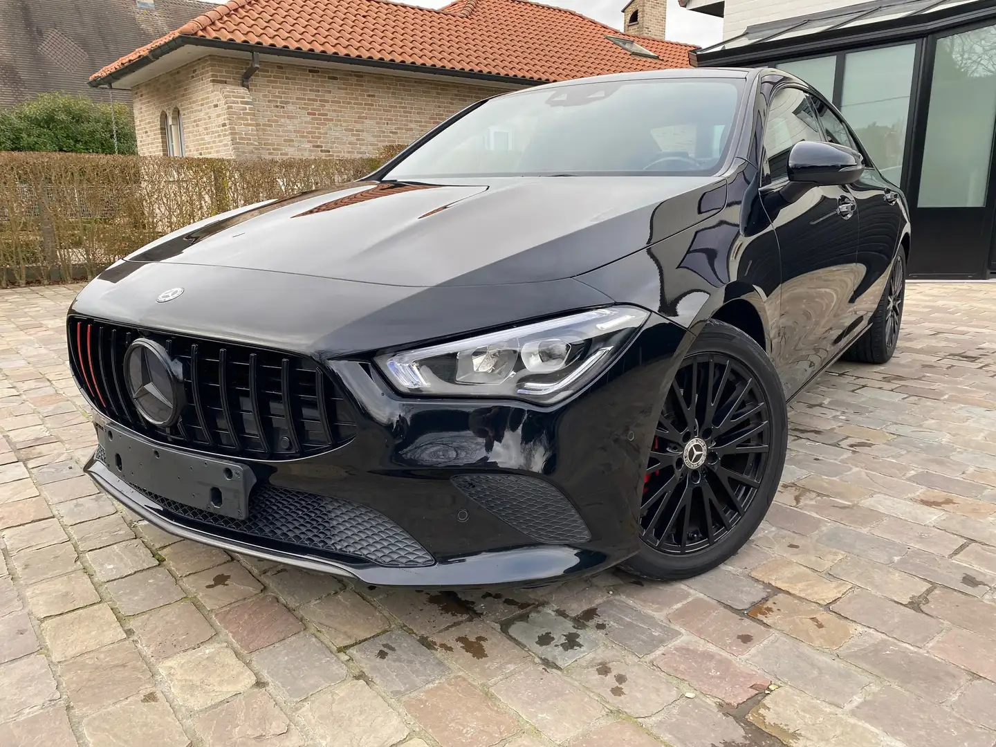 Mercedes-Benz CLA 180 CLA 180 7G-DCT Edition 1 Negro - 1