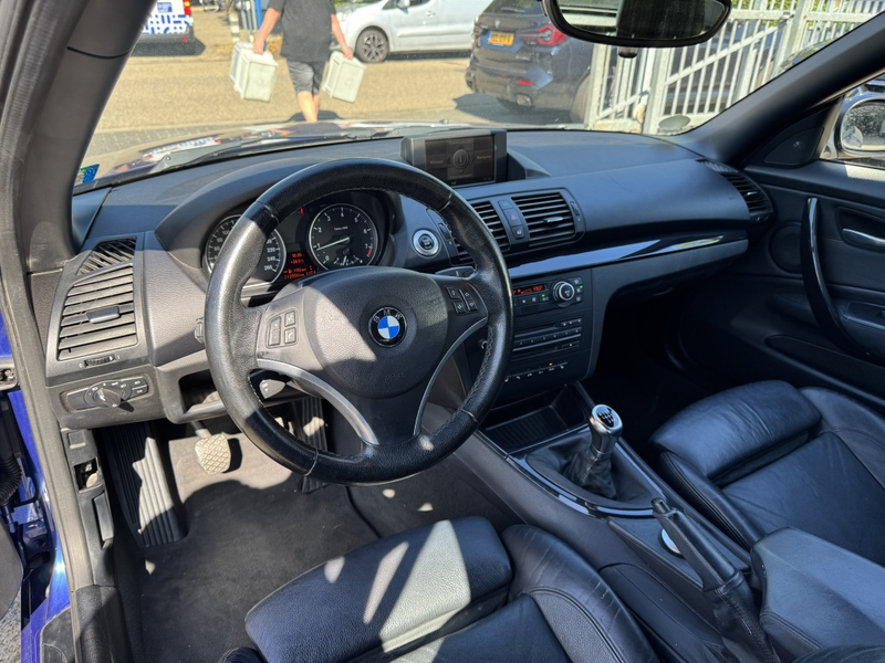 BMW 120 1-serie Cabrio 120i High Executive — photo 14