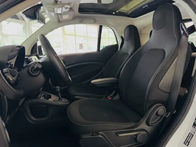 Smart Fortwo view 9