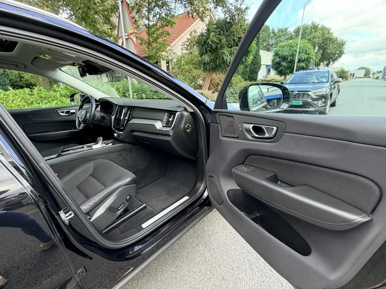 Volvo XC60 2.0 Recharge T6 AWD 340PK Pano•Leder, миниатюра 28
