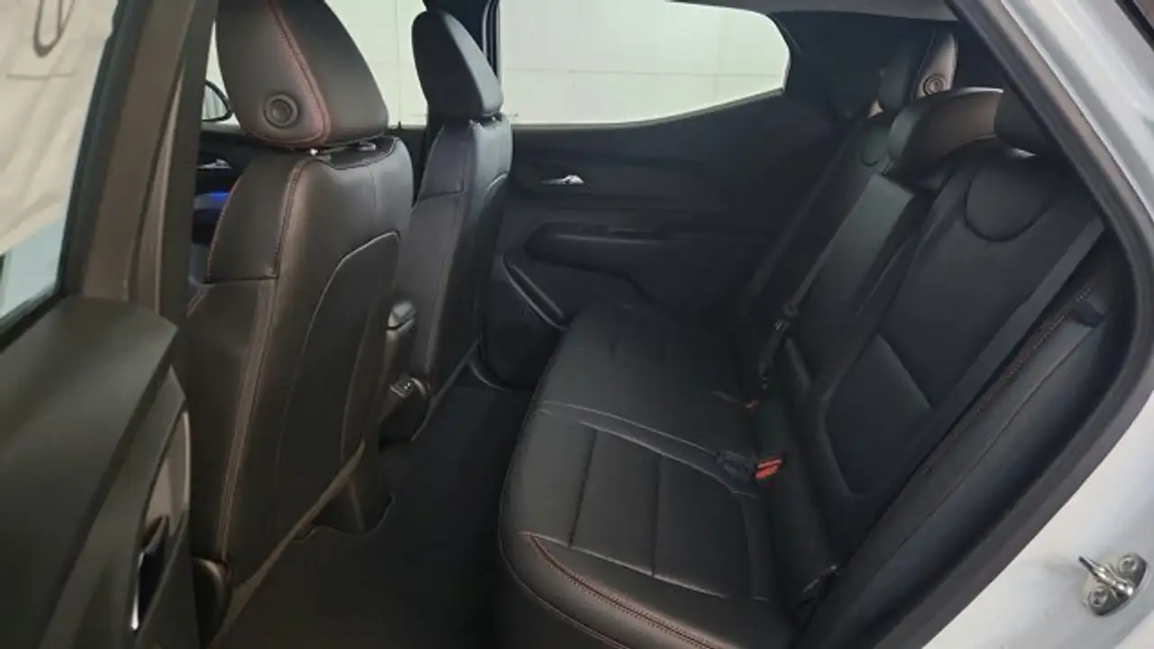 Chevrolet Bolt снимка Chevrolet Bolt