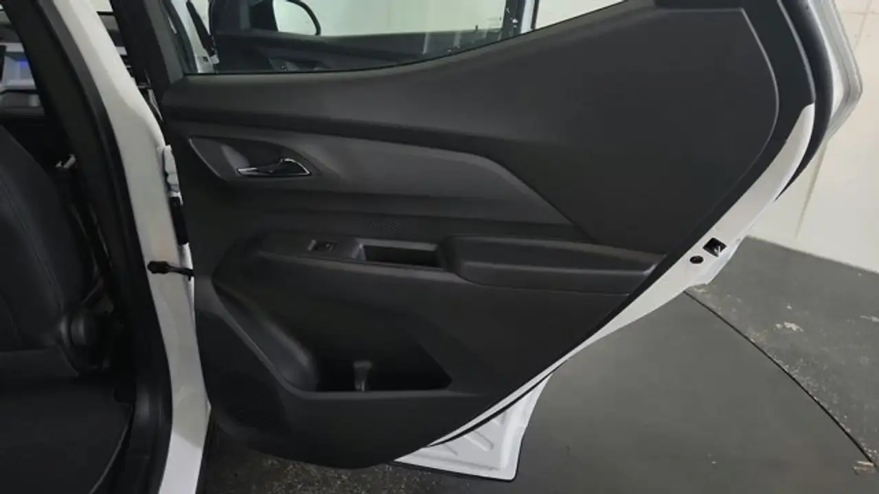 Chevrolet Bolt снимка Chevrolet Bolt