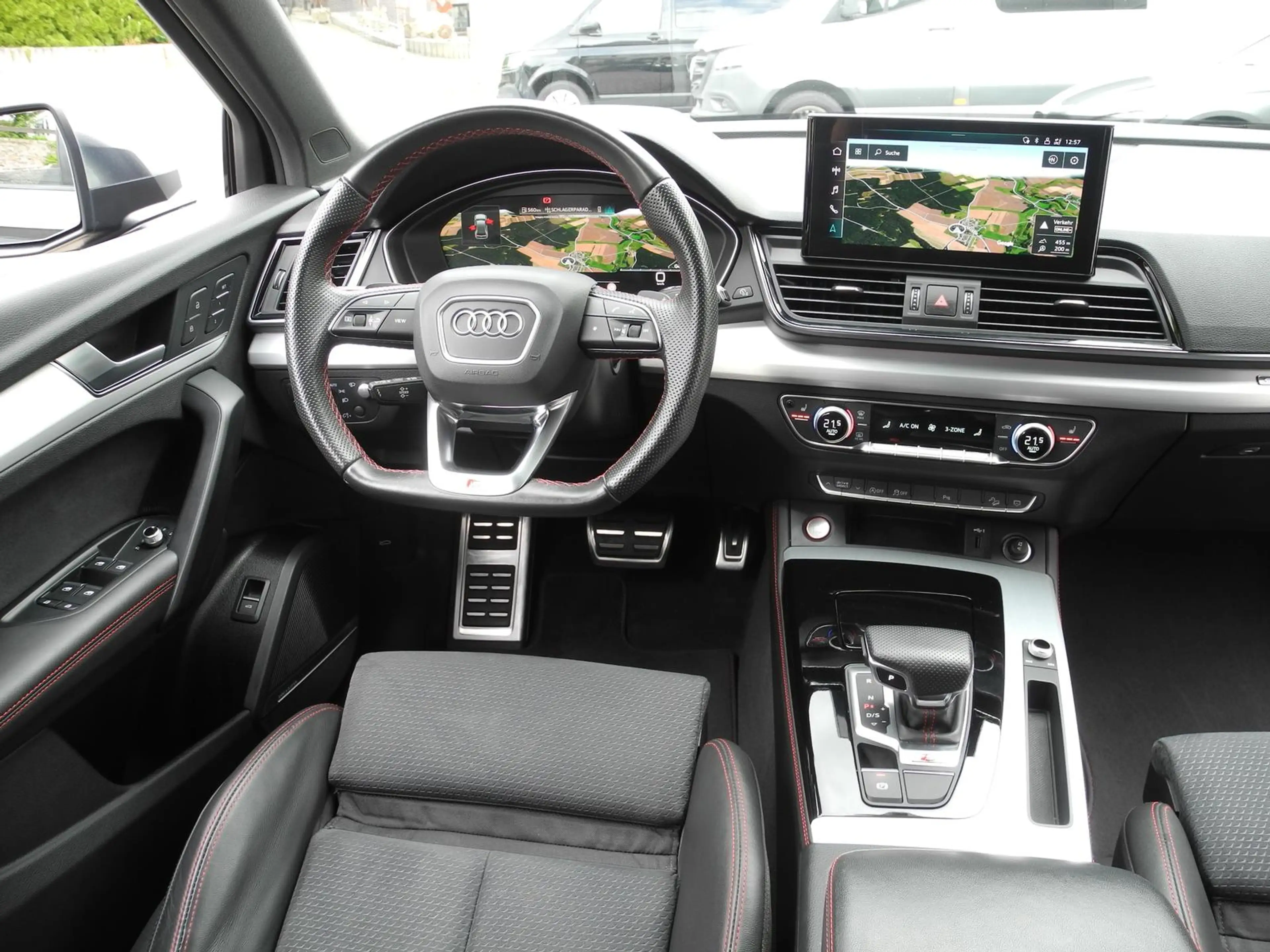 Audi SQ5 3.0 TDI *Air-Susp*AHK*B&O*21"*HUD*Matrix* — photo 7