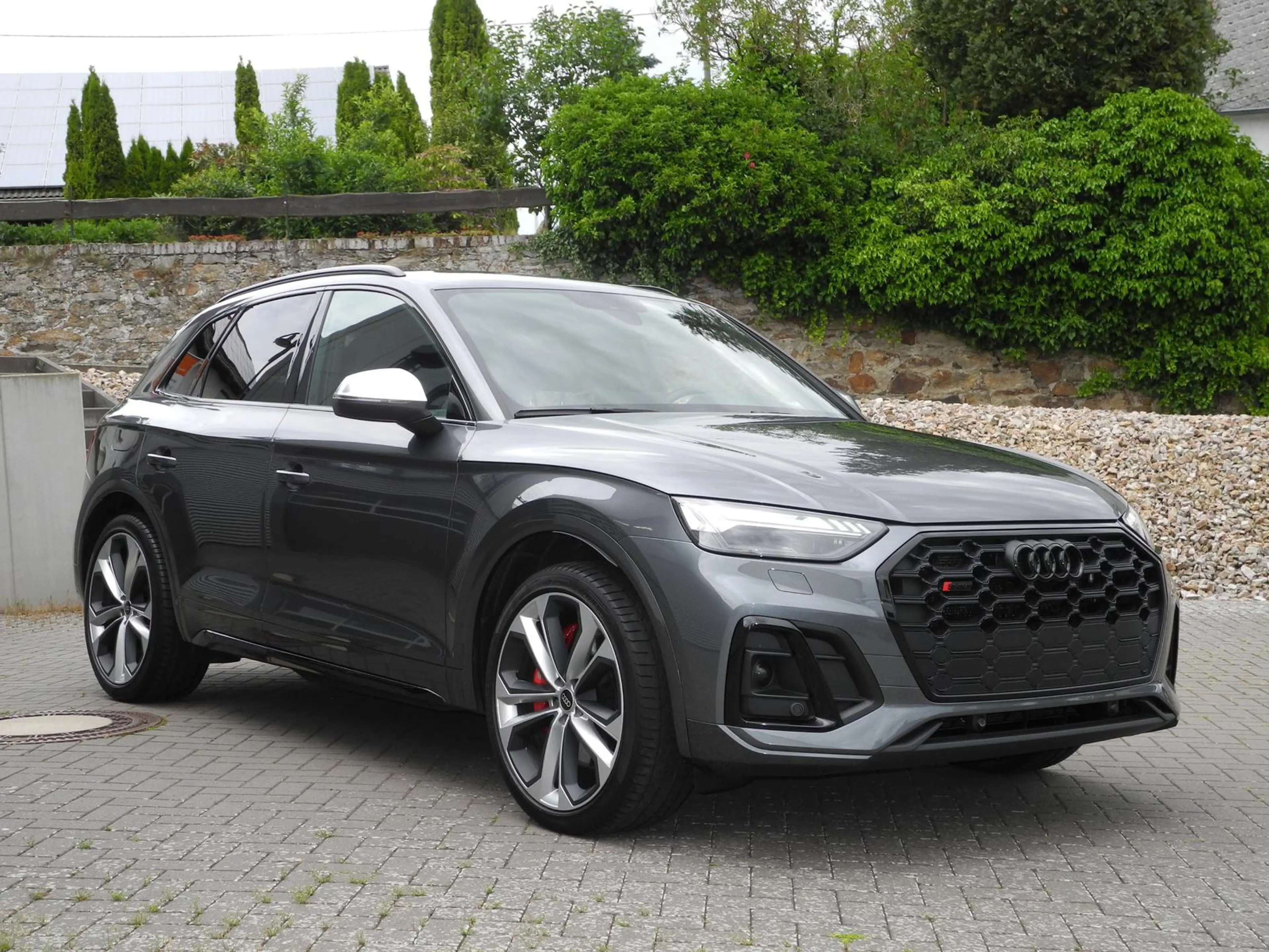 Audi SQ5 3.0 TDI *Air-Susp*AHK*B&O*21"*HUD*Matrix* — photo 3