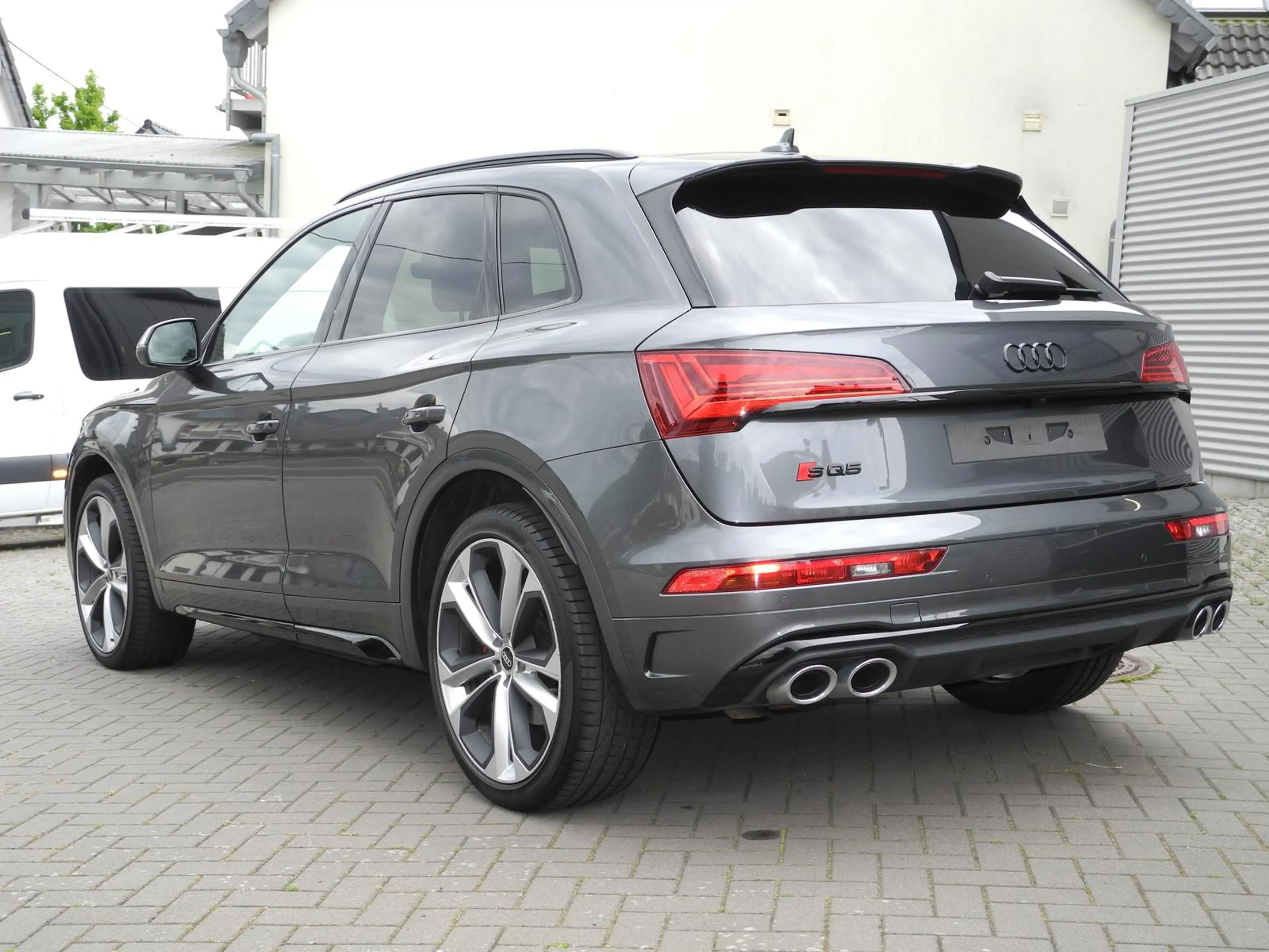 Audi SQ5 3.0 TDI *Air-Susp*AHK*B&O*21"*HUD*Matrix* — photo 5